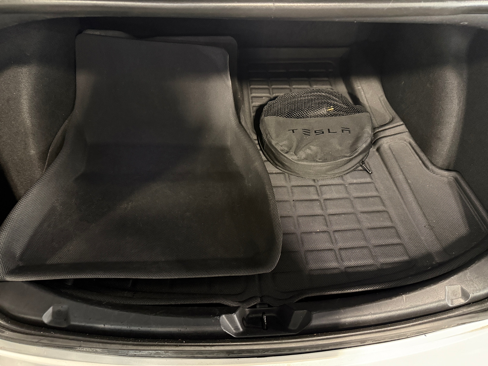 Thumbnail: 2020 Tesla Model 3 - 6