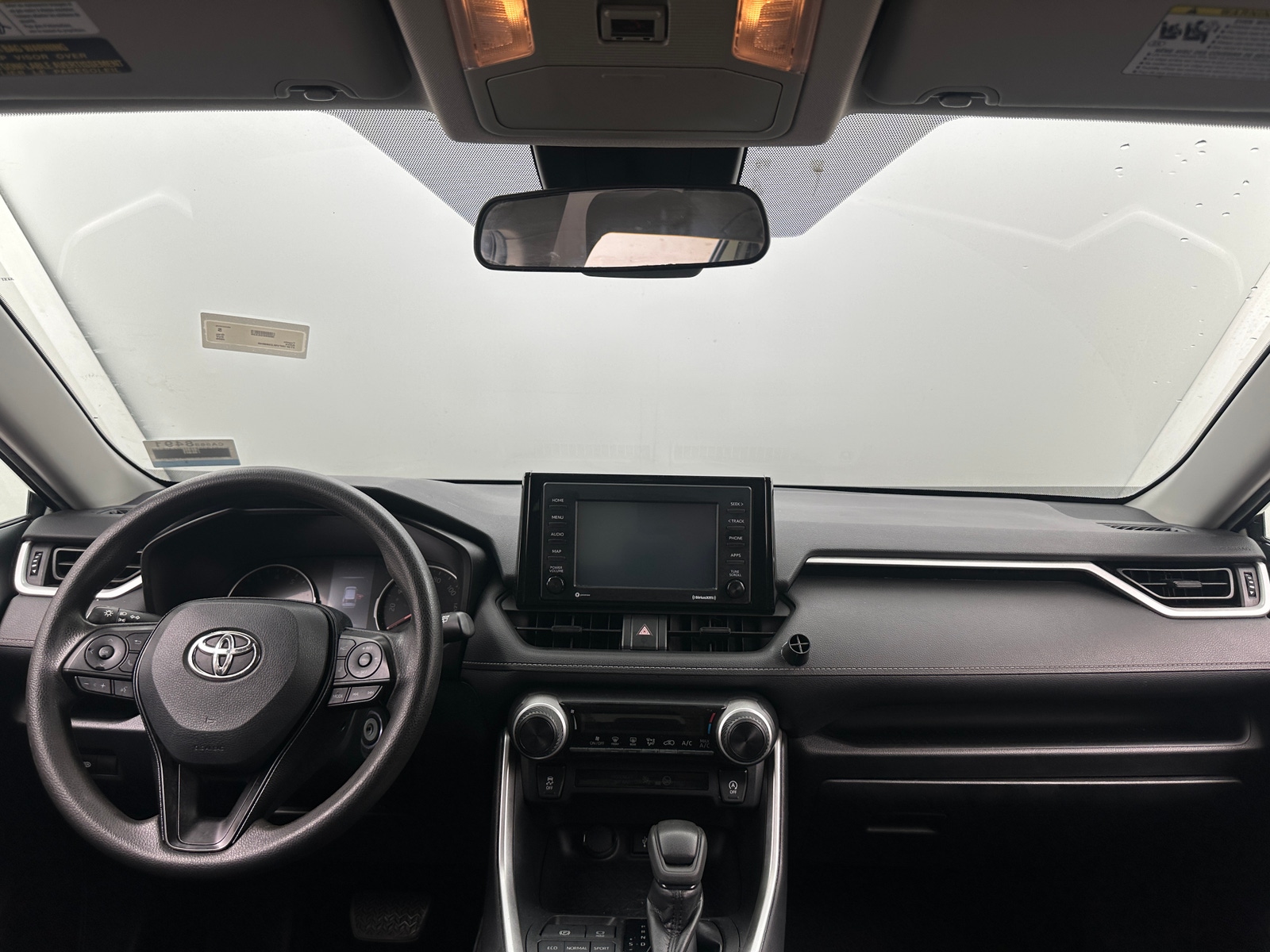 Thumbnail: 2020 Toyota RAV4 - 3