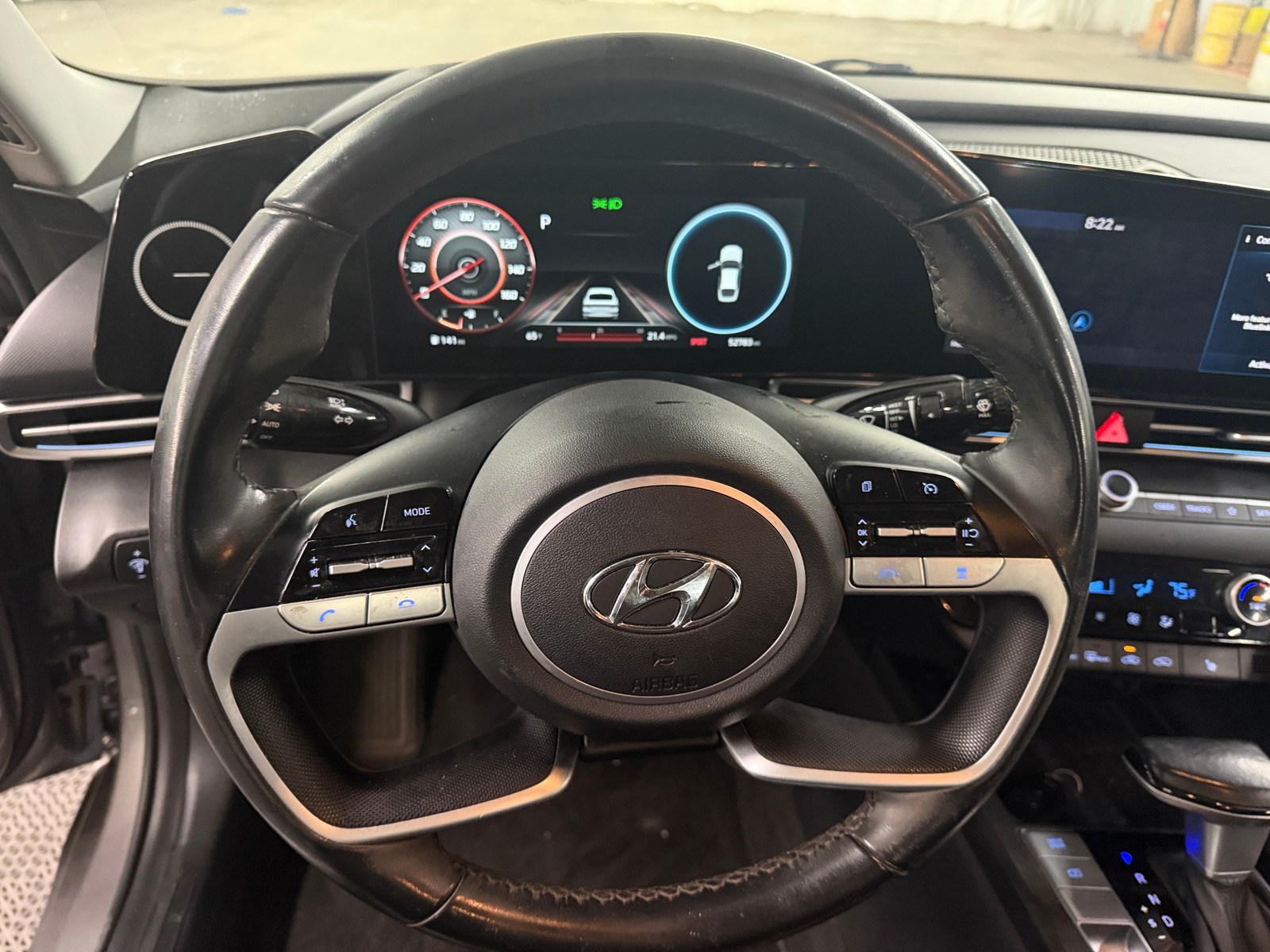 Thumbnail: 2022 Hyundai Elantra - 4