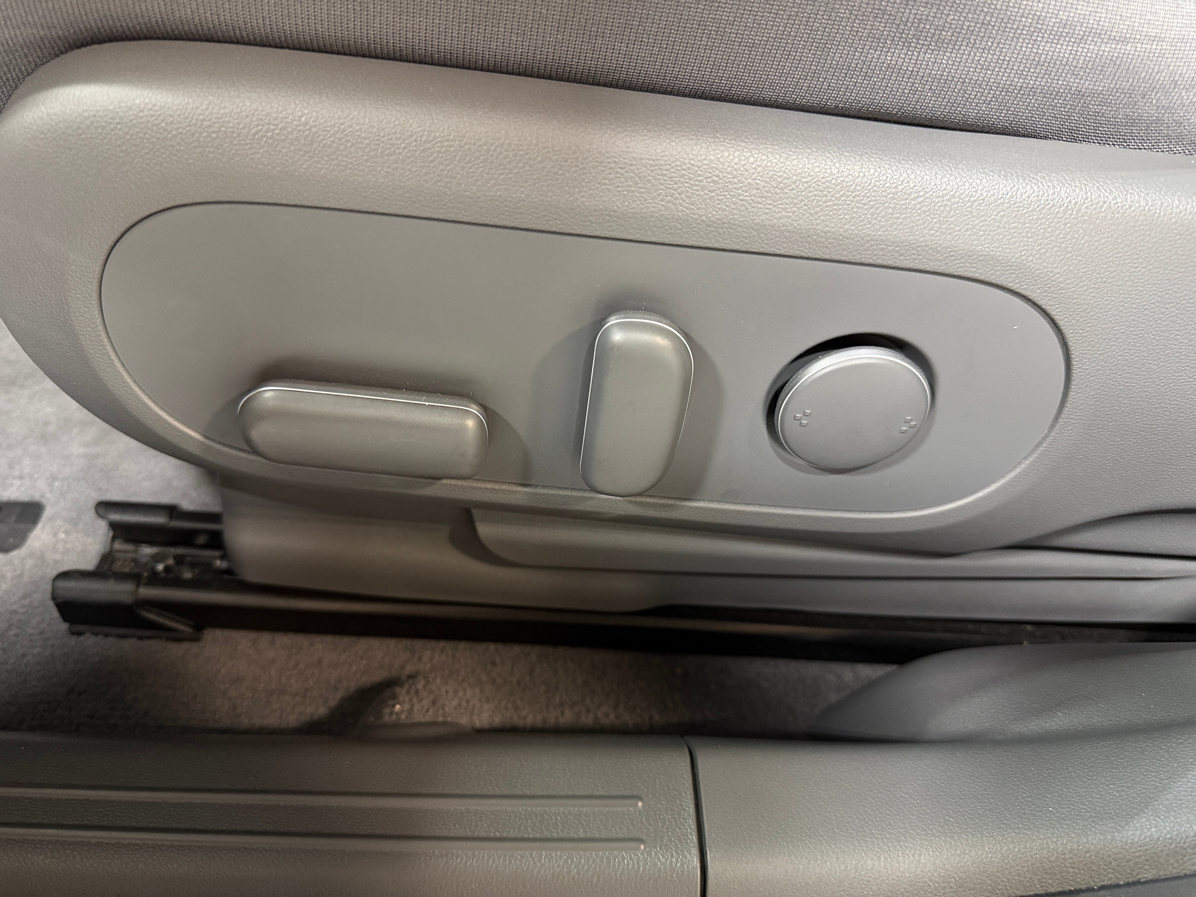 2024 Hyundai IONIQ 5 SEL - Photo 11