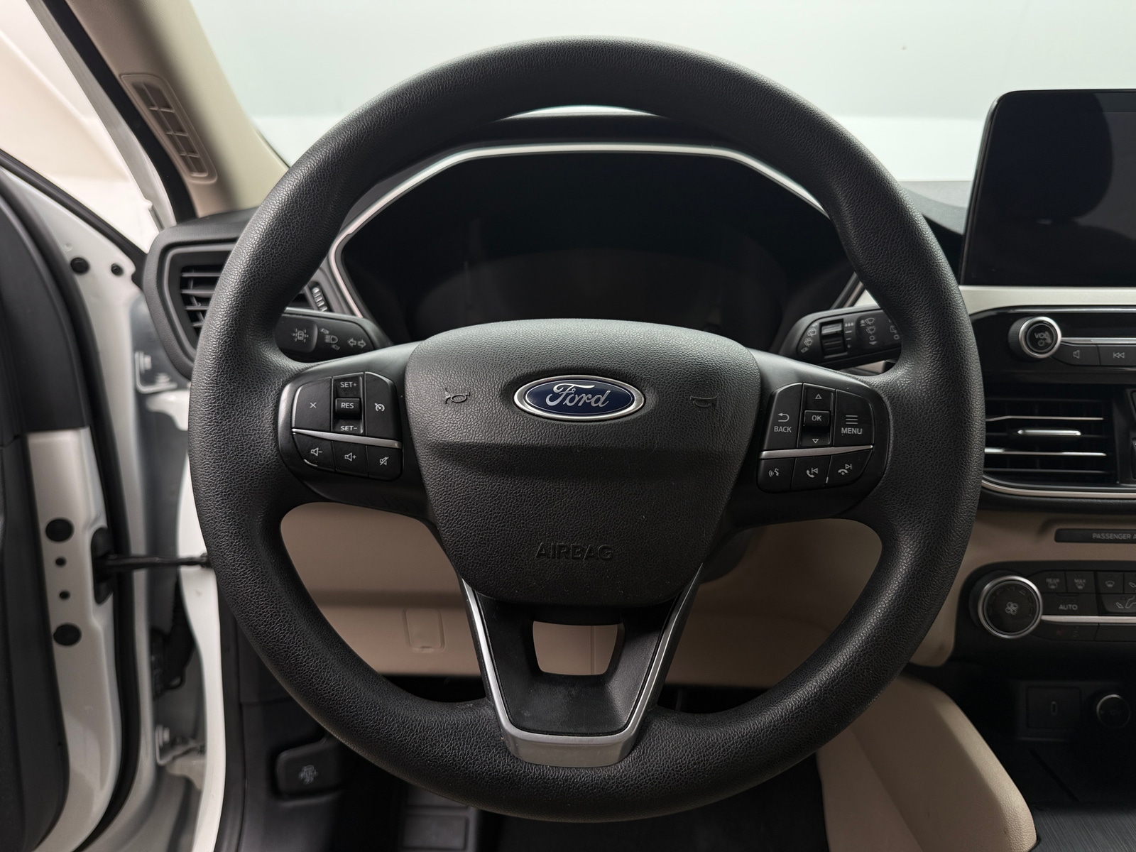 Thumbnail: 2020 Ford Escape - 5