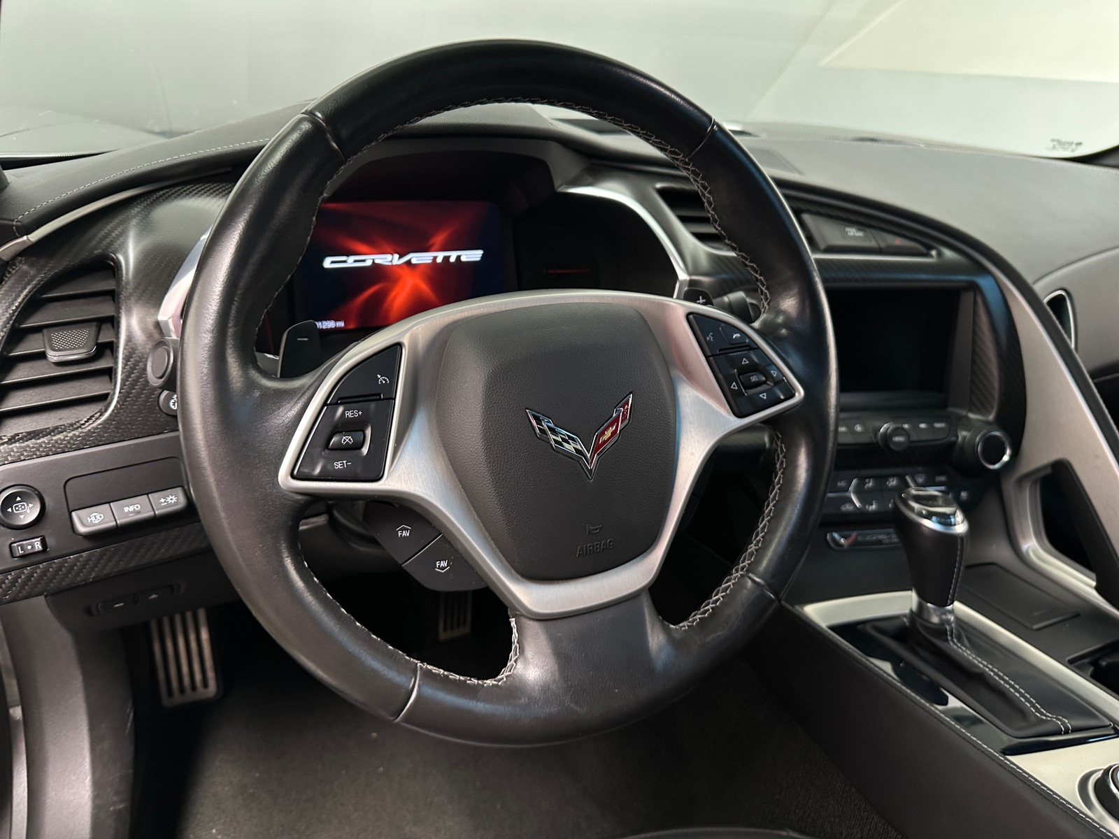 Thumbnail: 2015 Chevrolet Corvette - 3