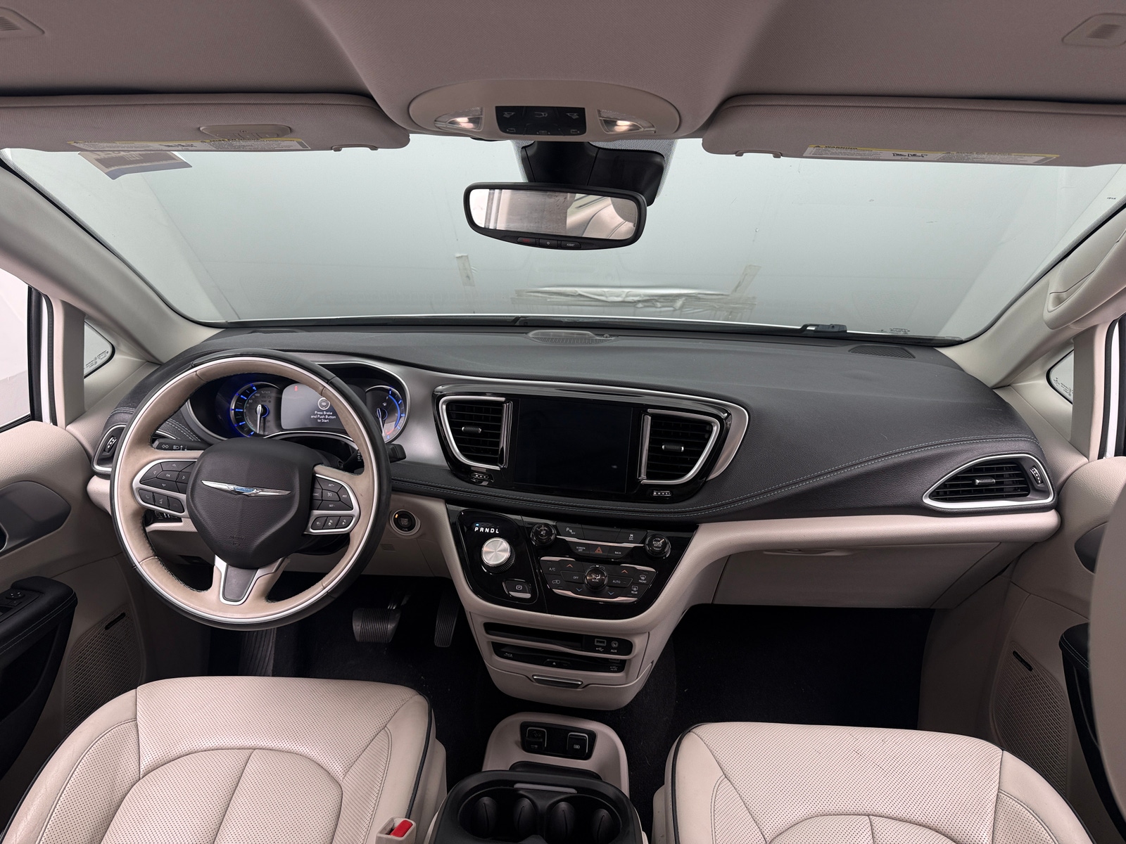 Thumbnail: 2018 Chrysler Pacifica - 2