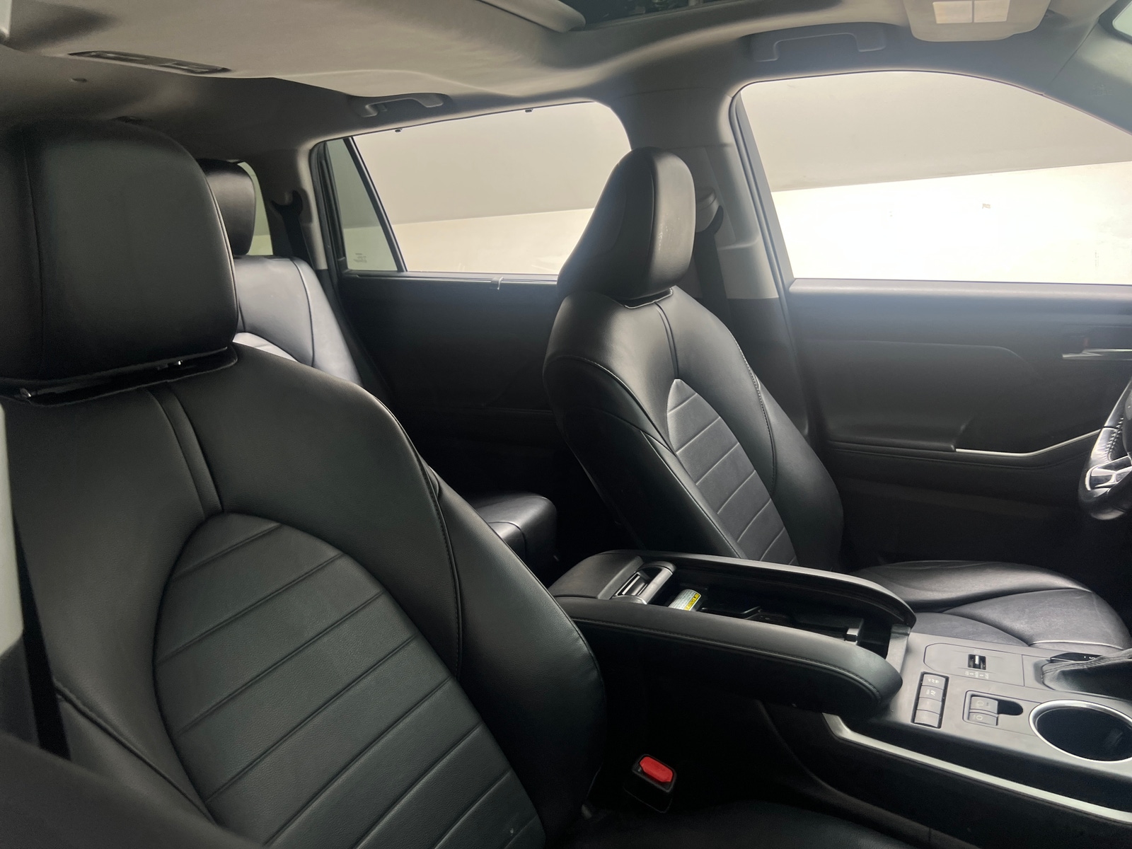 Thumbnail: 2021 Toyota Highlander - 2