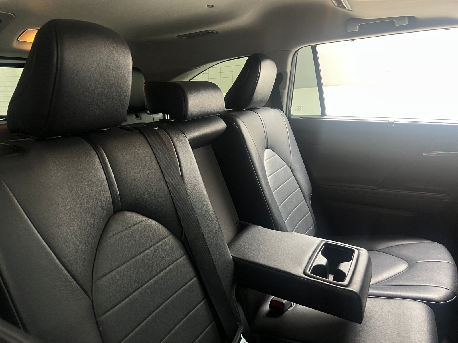 Thumbnail: 2021 Toyota Highlander - 6