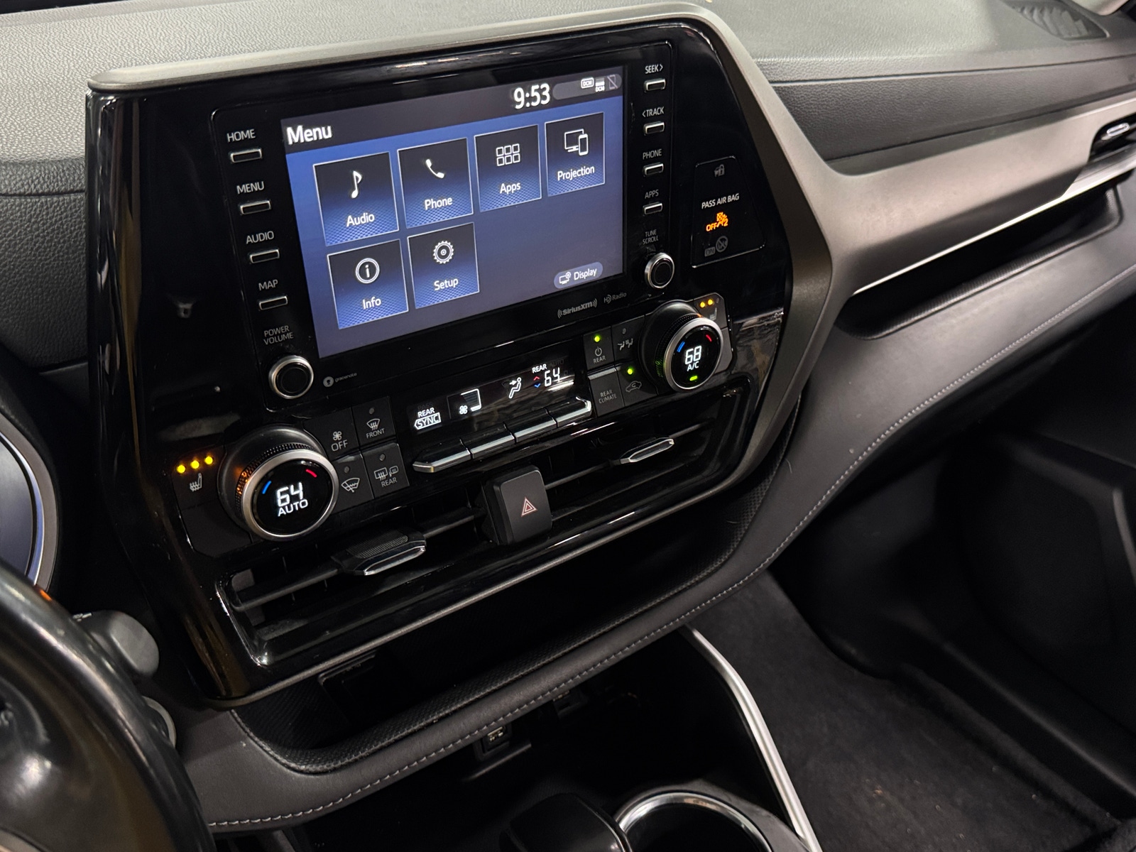 Thumbnail: 2021 Toyota Highlander - 4