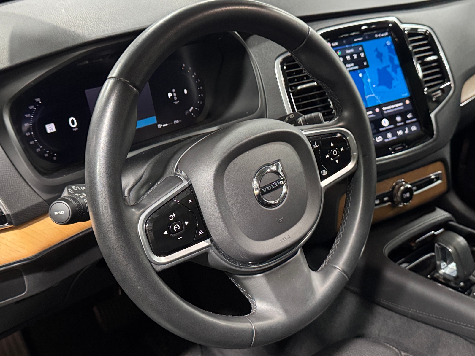 Thumbnail: 2023 Volvo XC90 - 4