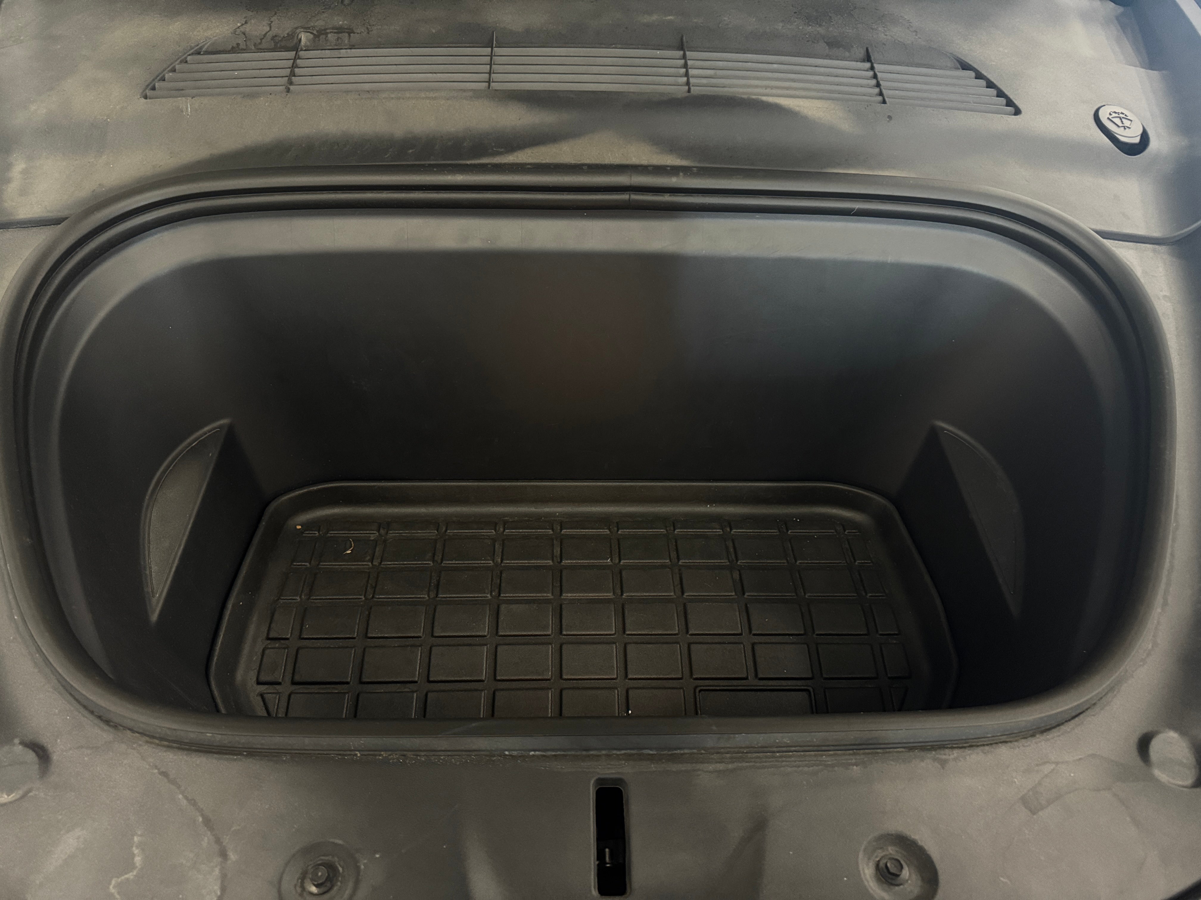 Used 2024 Tesla Model Y Long Range with VIN 7SAYGDEE4RA238166 for sale in Auburn, WA