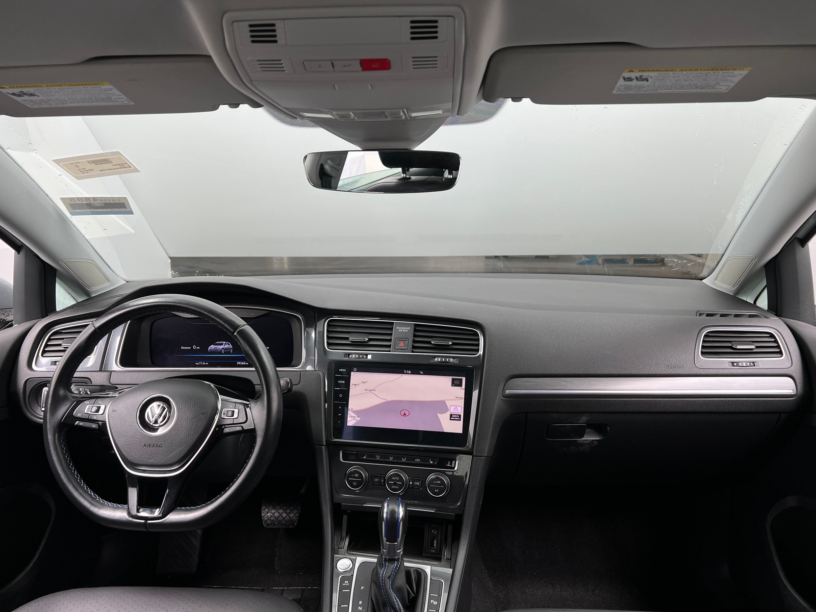 Thumbnail: 2018 Volkswagen e-Golf - 2