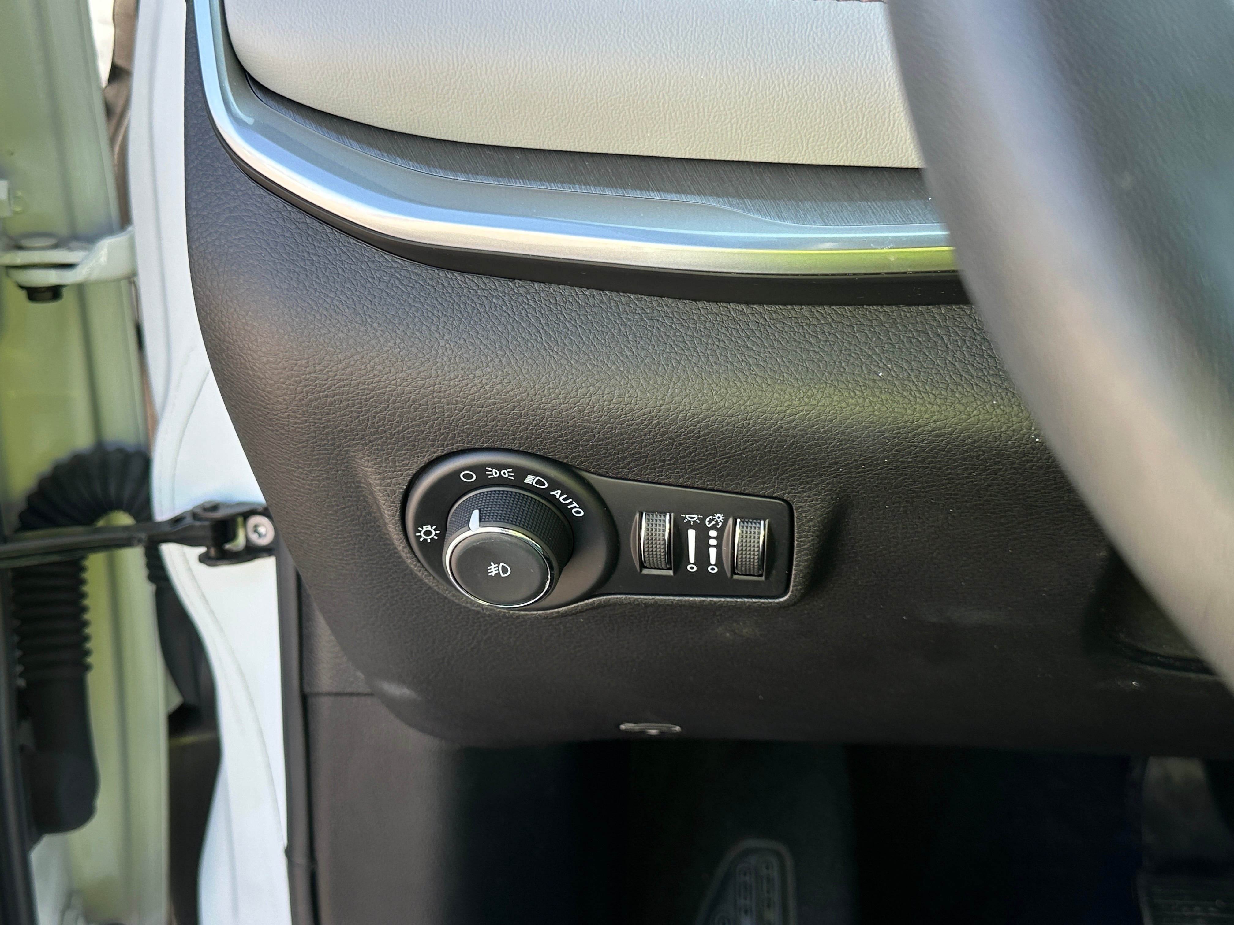 2025 Jeep Compass Limited - Photo 12