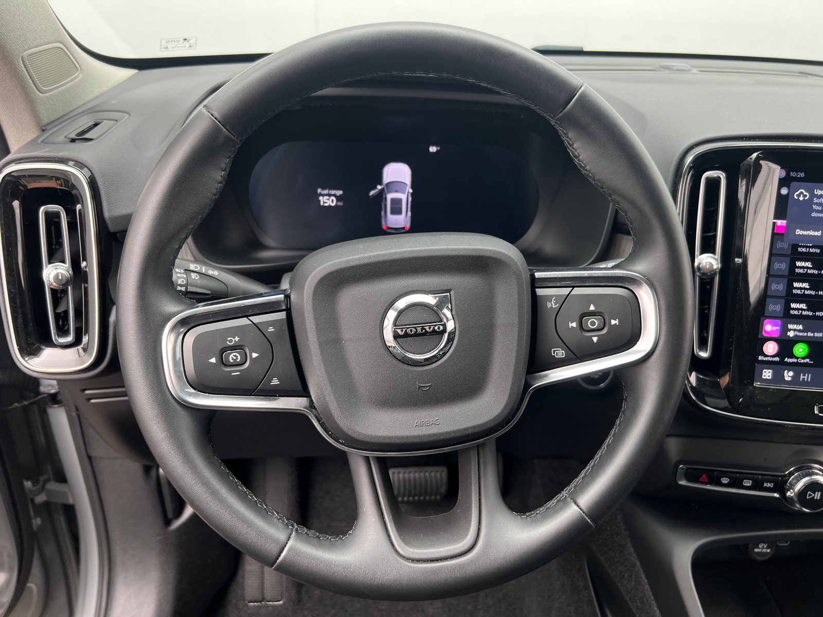 Thumbnail: 2026 Volvo XC40 - 4