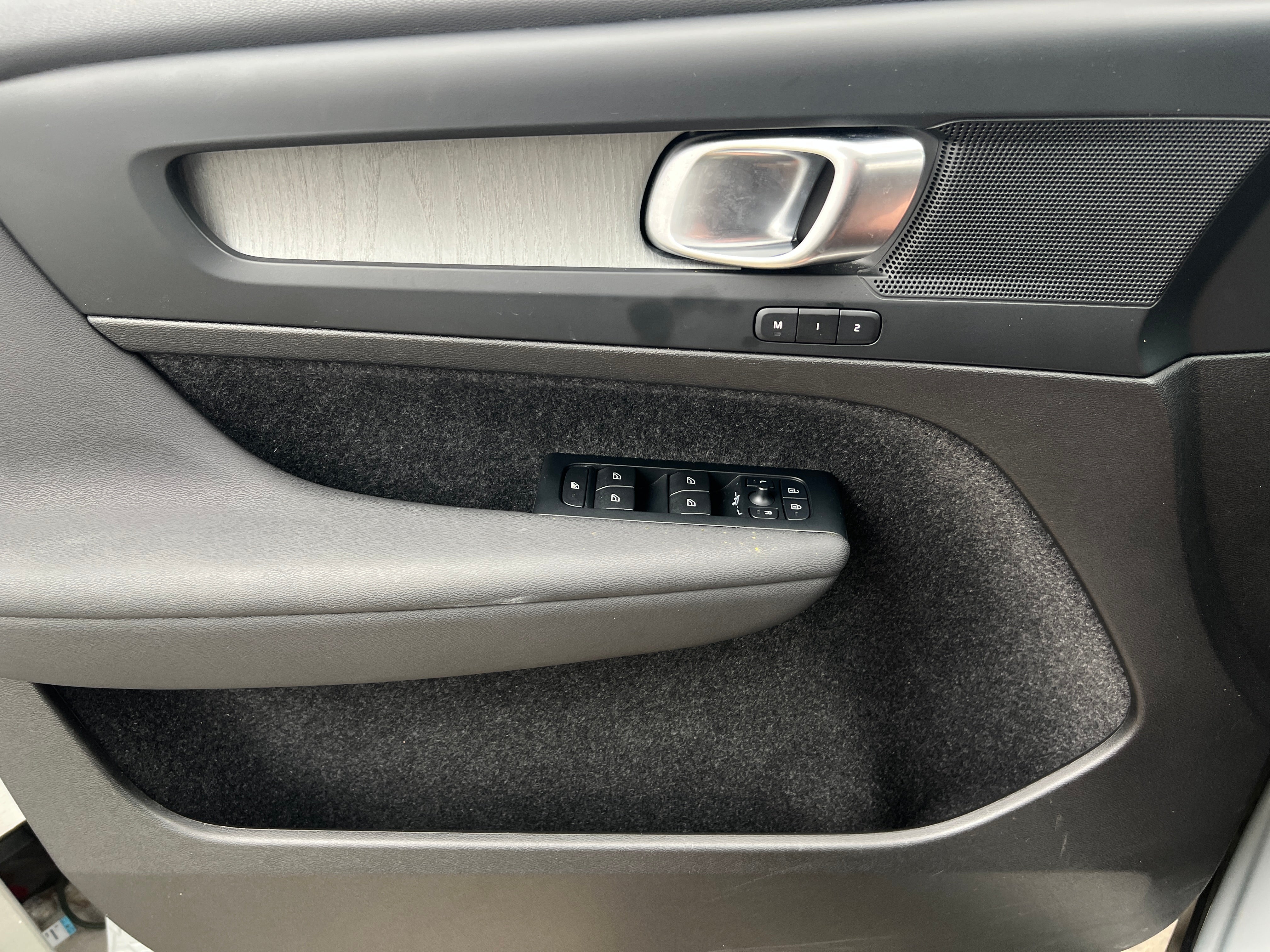 2026 Volvo XC40