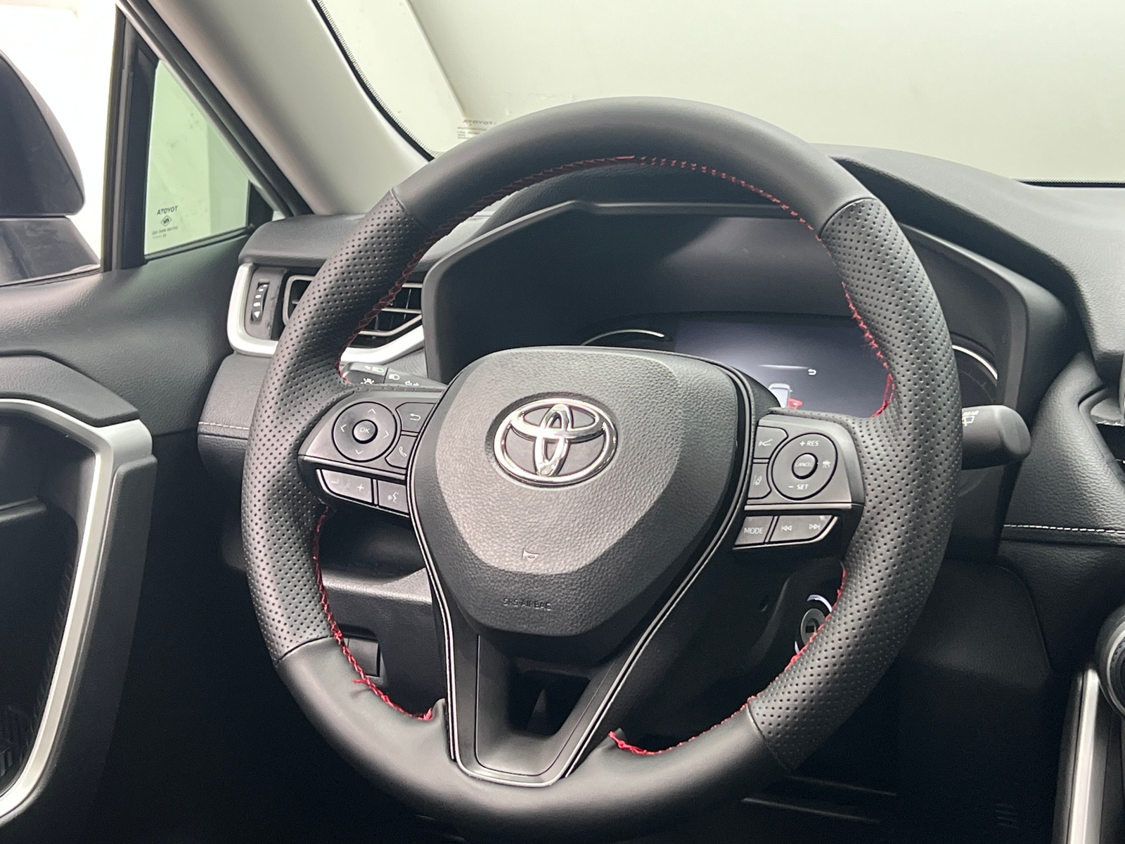 Thumbnail: 2024 Toyota RAV4 - 5