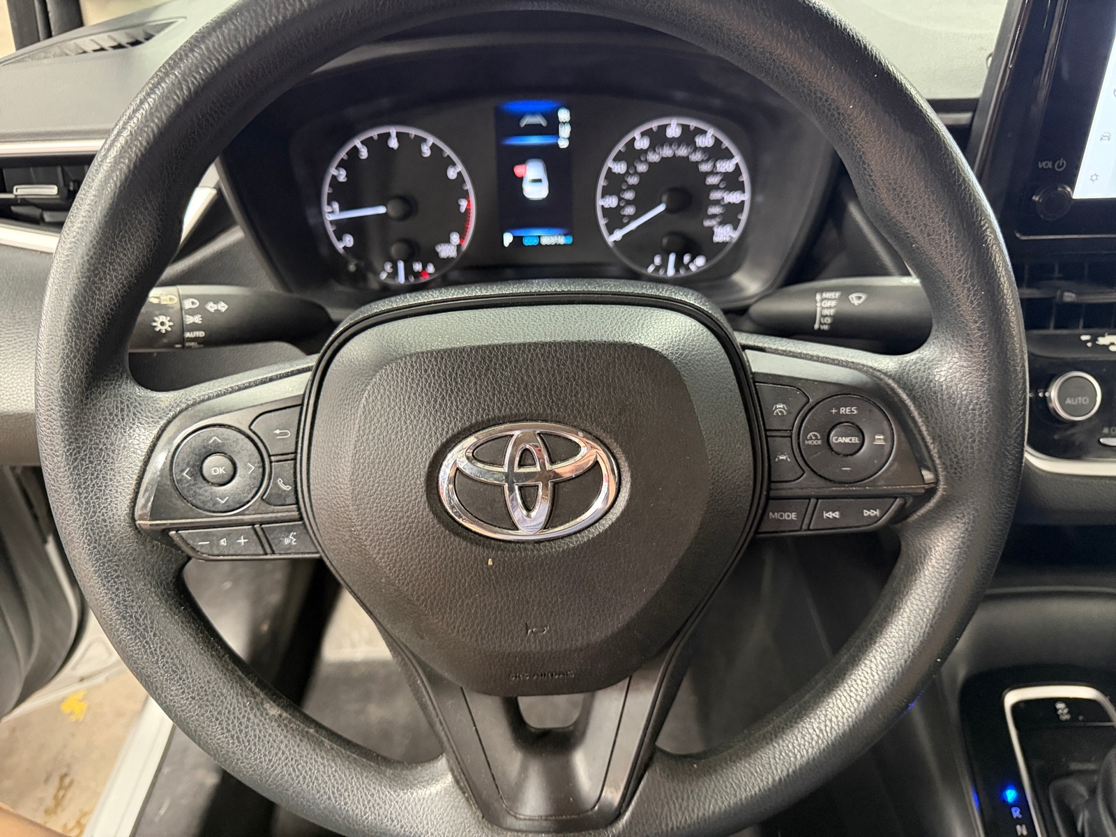Thumbnail: 2023 Toyota Corolla - 5