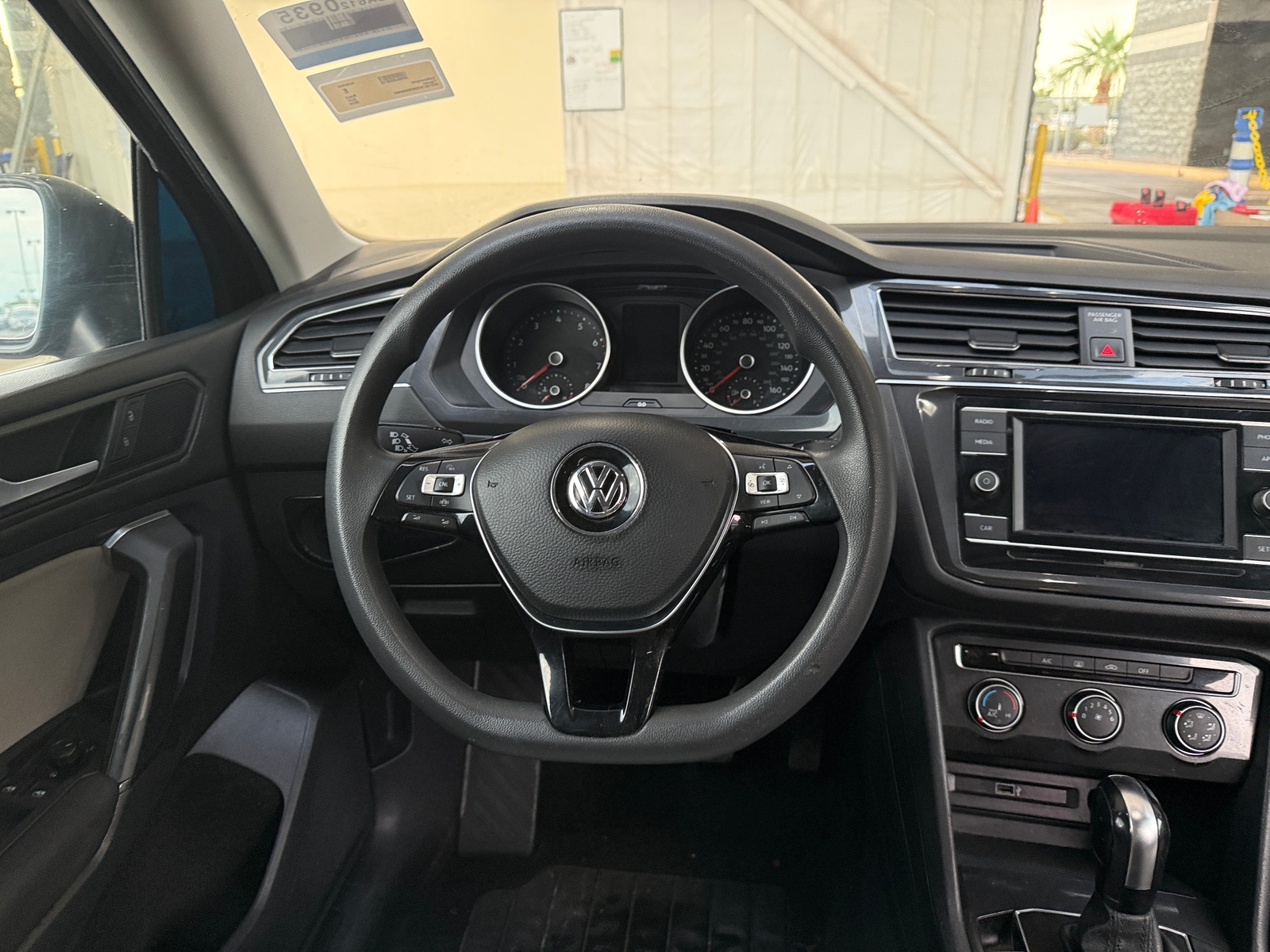 Thumbnail: 2019 Volkswagen Tiguan - 5