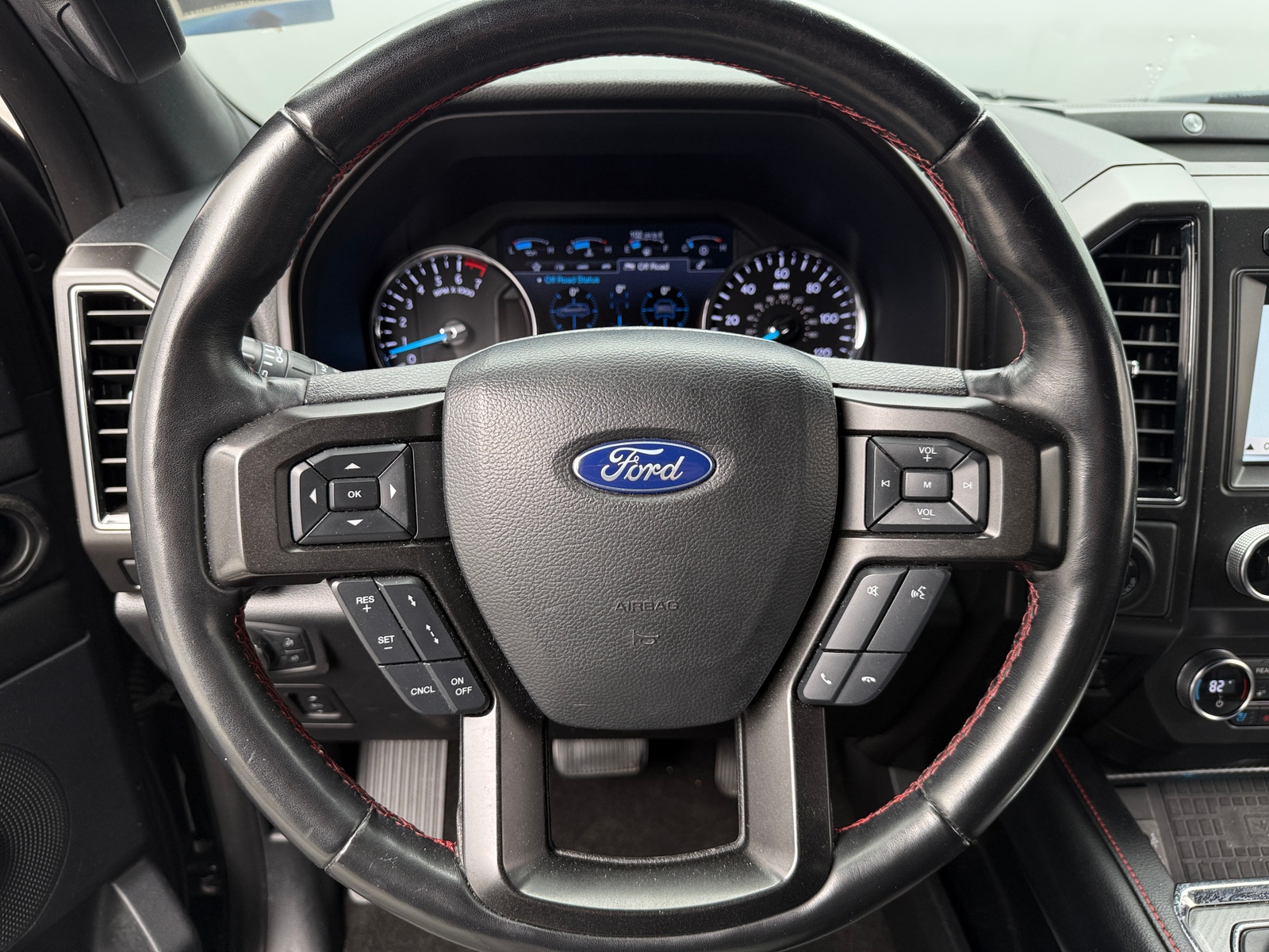 Thumbnail: 2019 Ford Expedition - 4