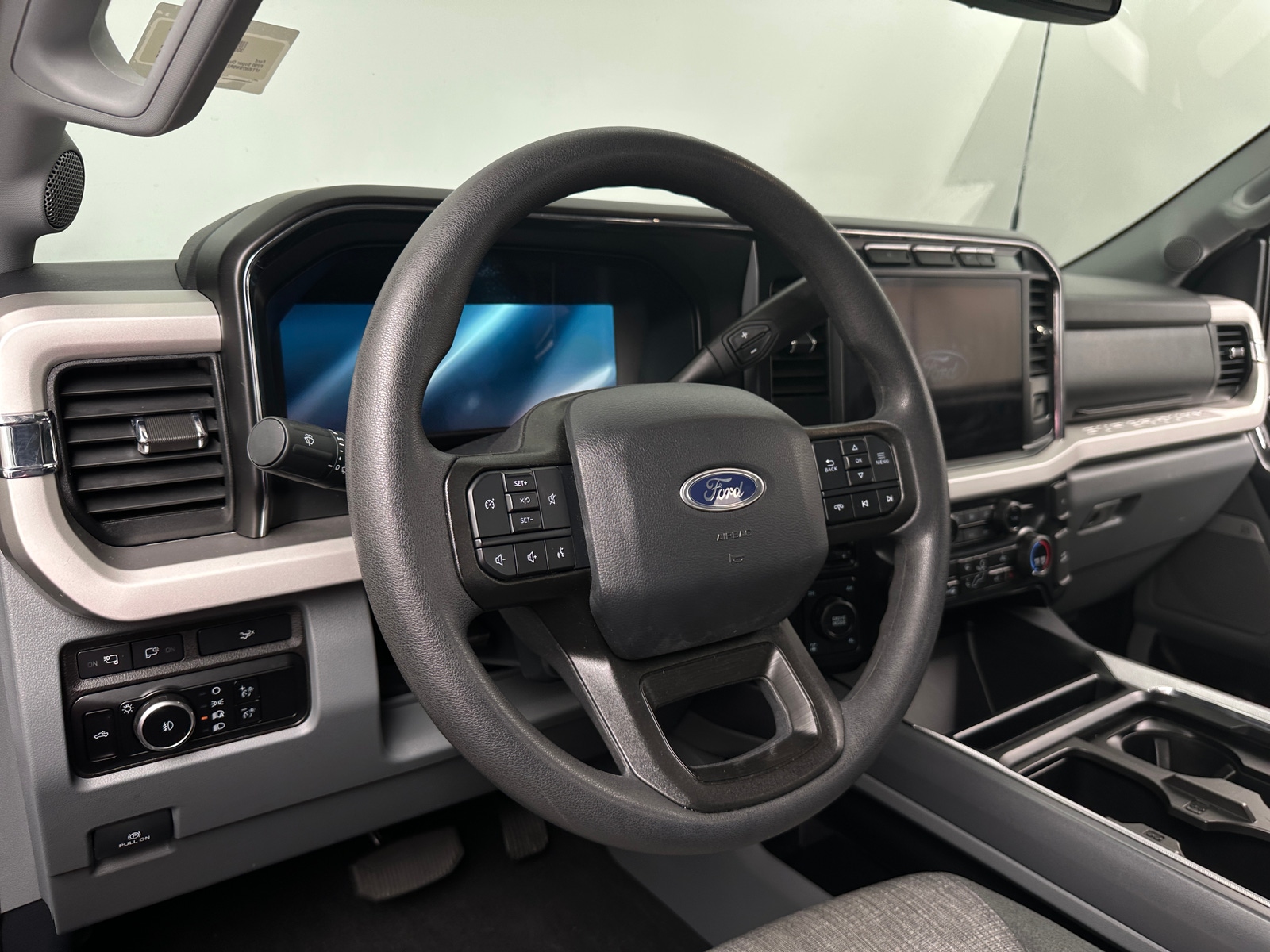Thumbnail: 2024 Ford Econoline - 5