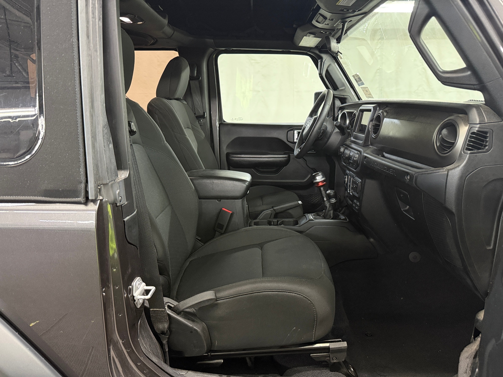 Thumbnail: 2018 Jeep Wrangler - 2