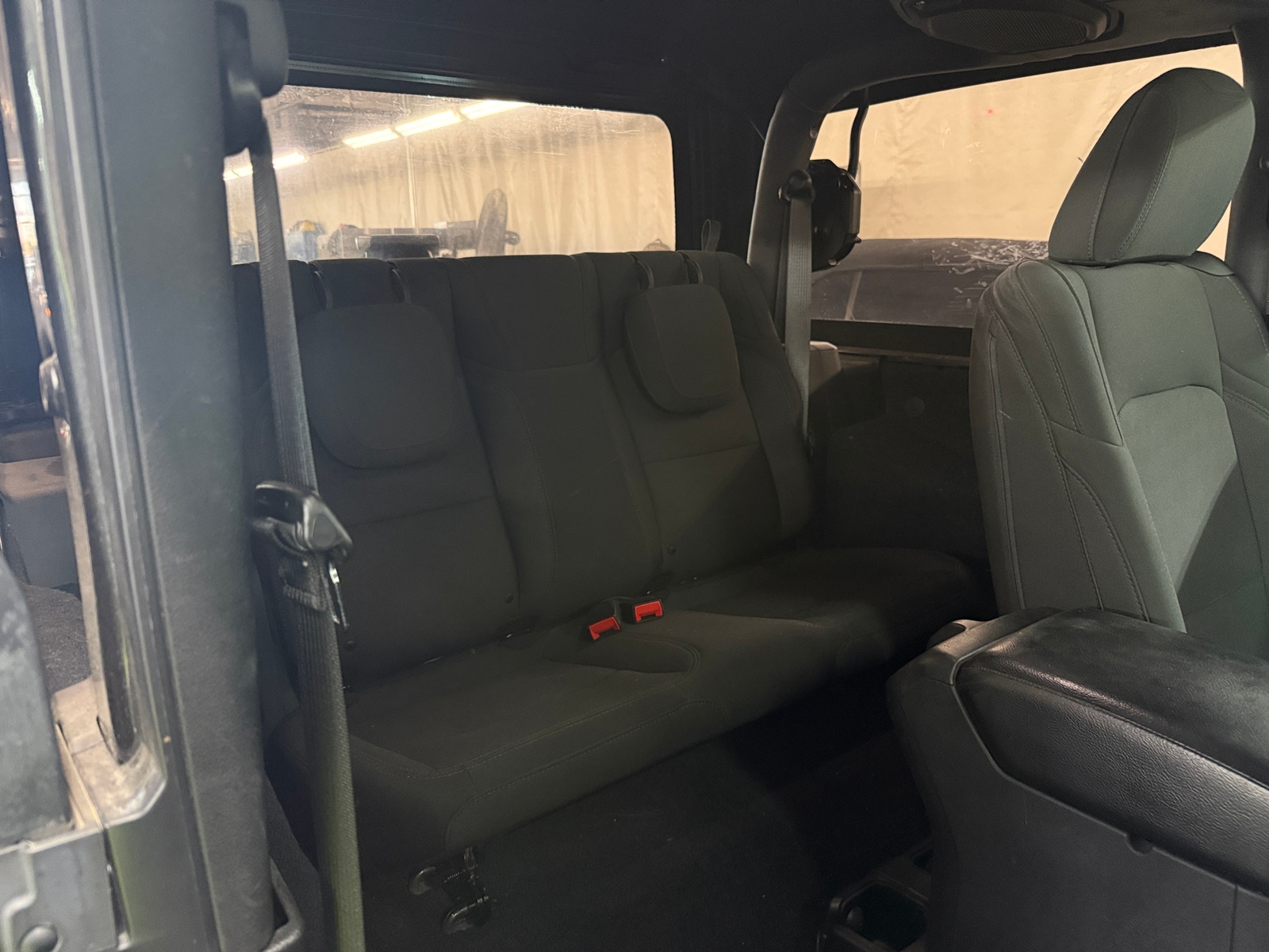 Thumbnail: 2018 Jeep Wrangler - 6