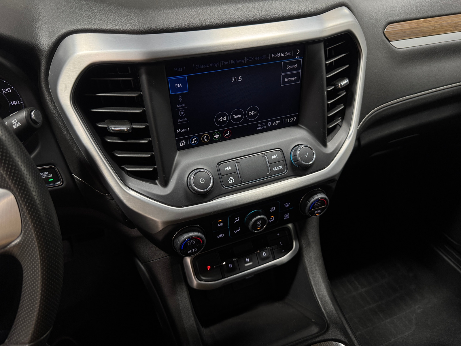 Thumbnail: 2023 GMC Acadia - 4