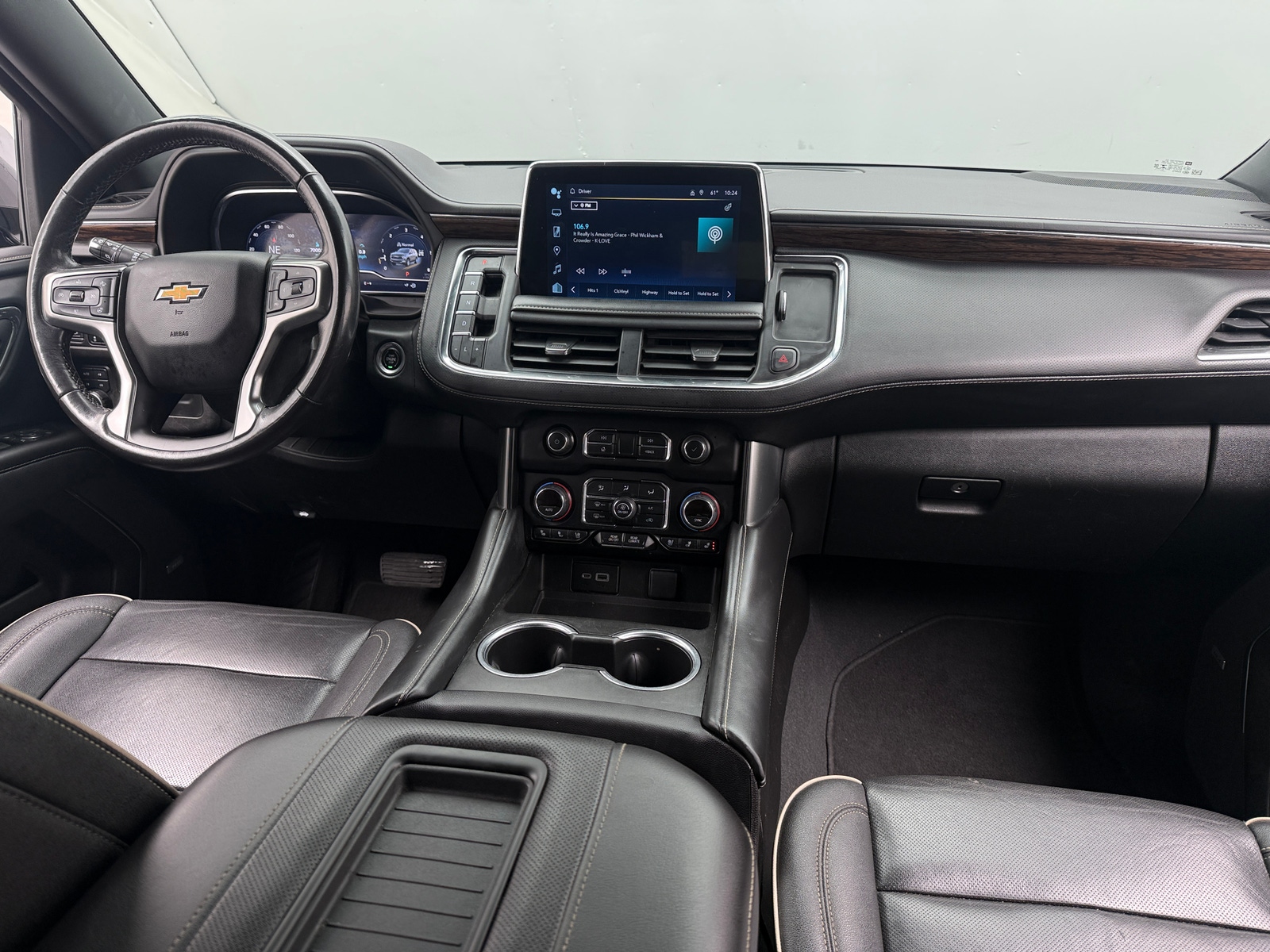 Thumbnail: 2023 Chevrolet Suburban - 2