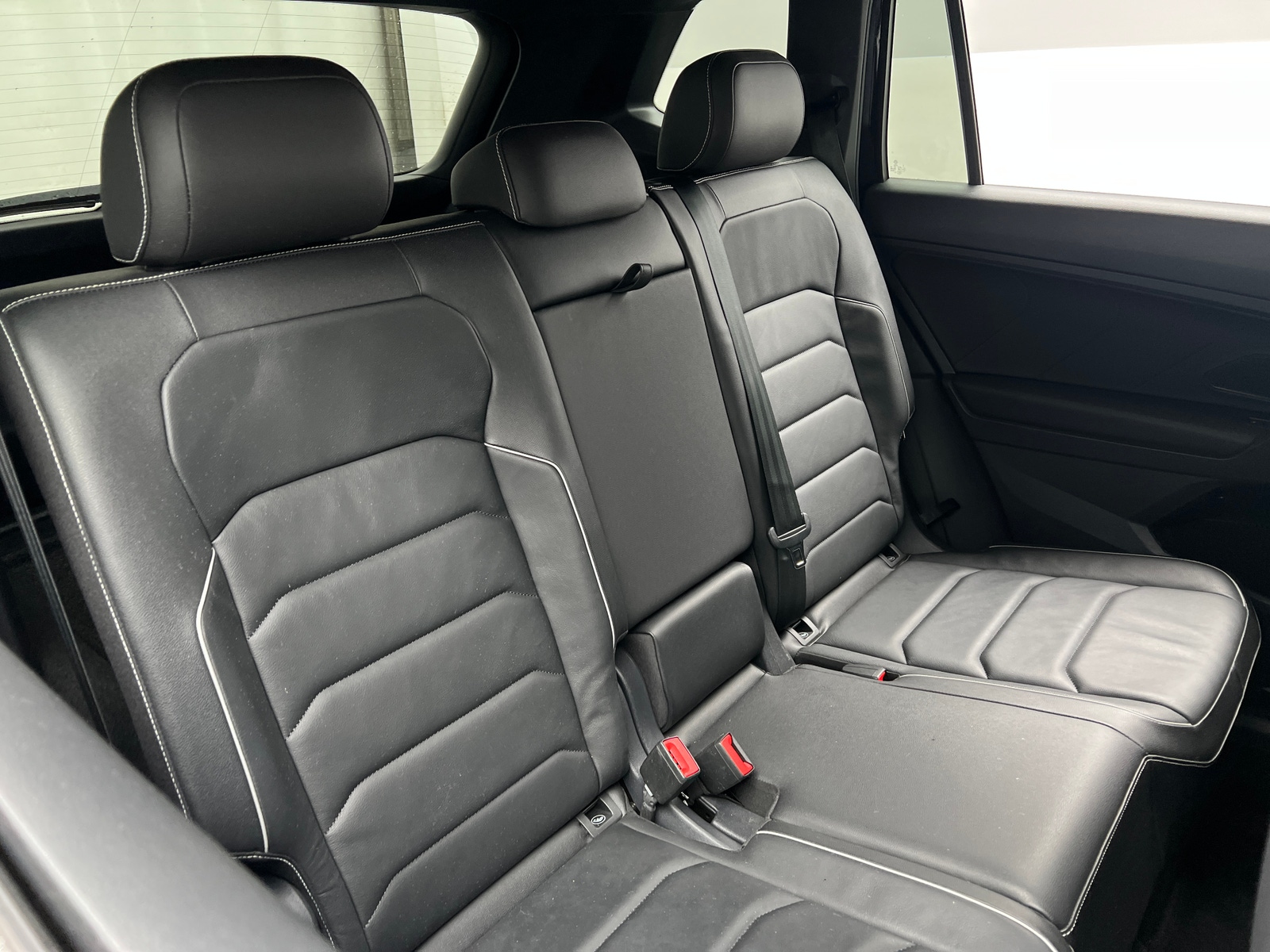 Thumbnail: 2021 Volkswagen Tiguan - 6