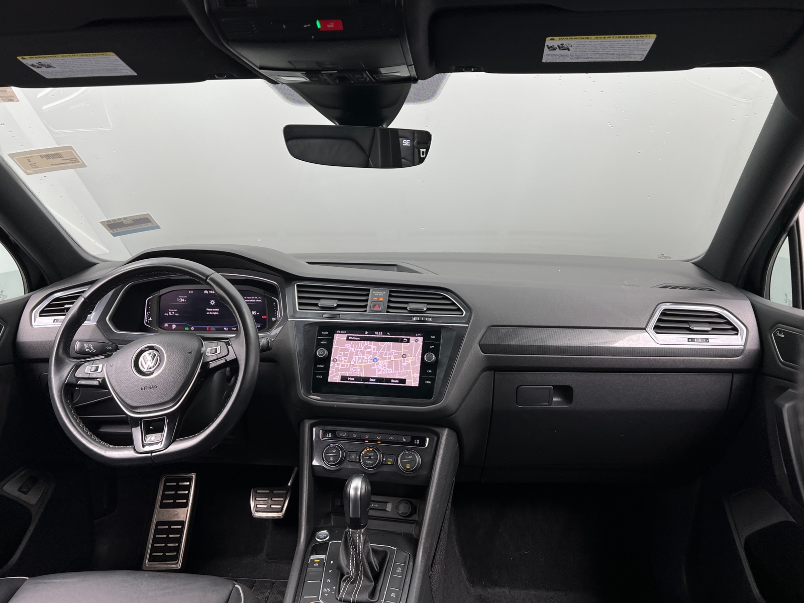 Thumbnail: 2021 Volkswagen Tiguan - 3
