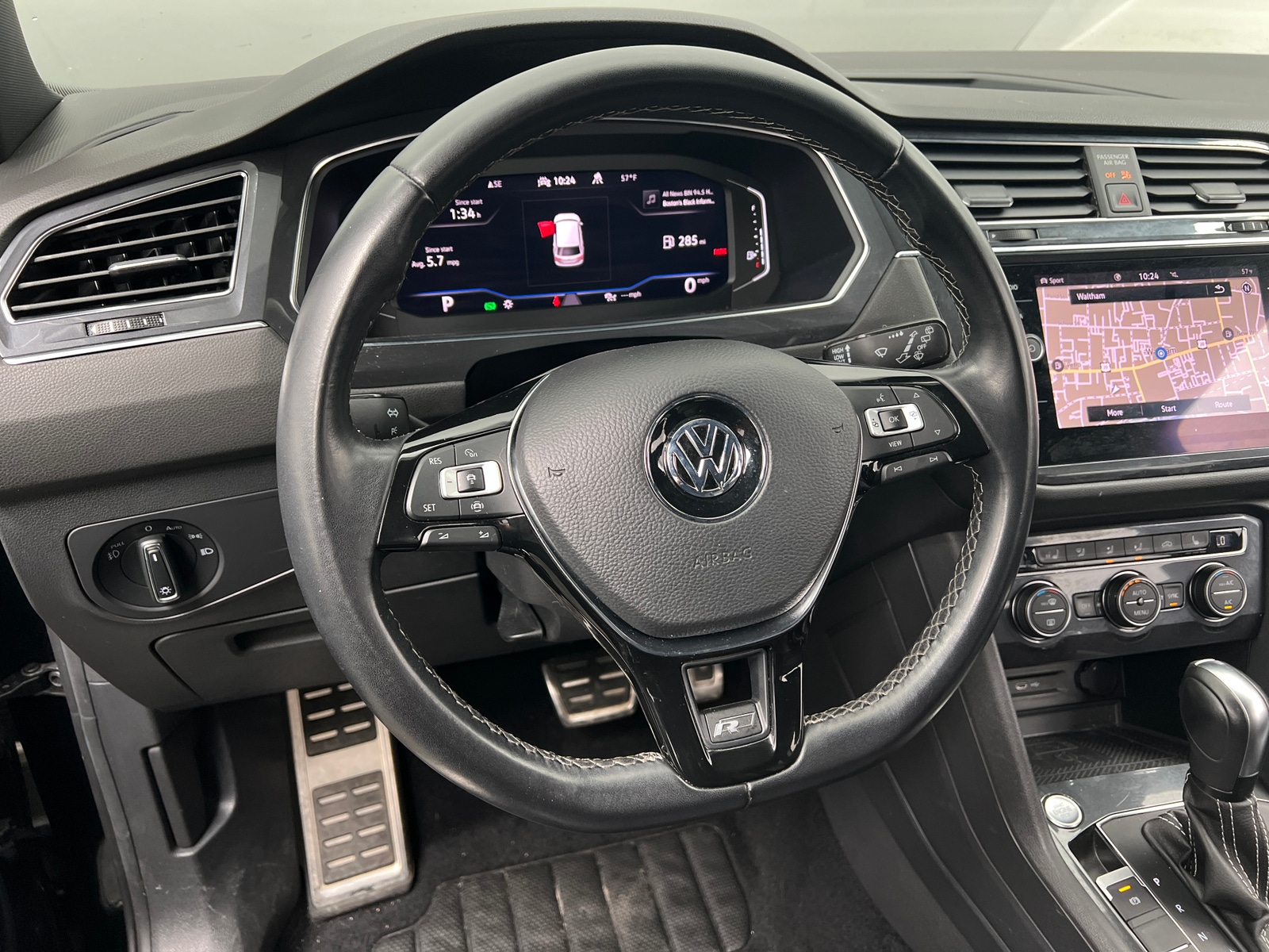 Thumbnail: 2021 Volkswagen Tiguan - 5