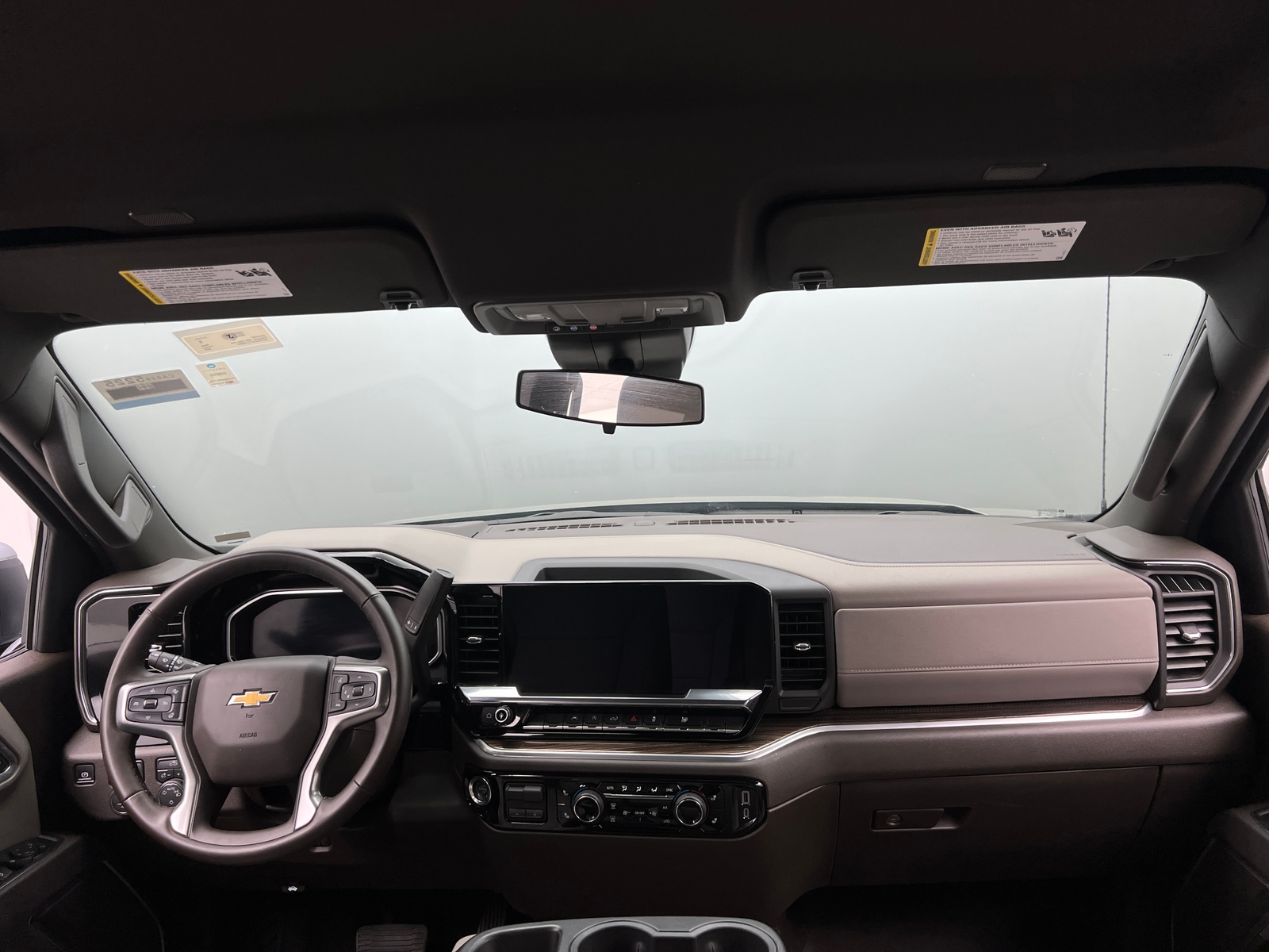 Thumbnail: 2026 Chevrolet Silverado 1500 - 3