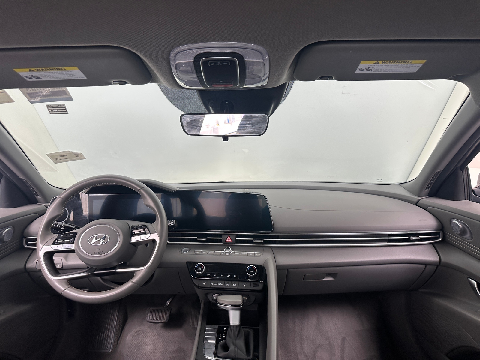 Thumbnail: 2023 Hyundai Elantra - 3