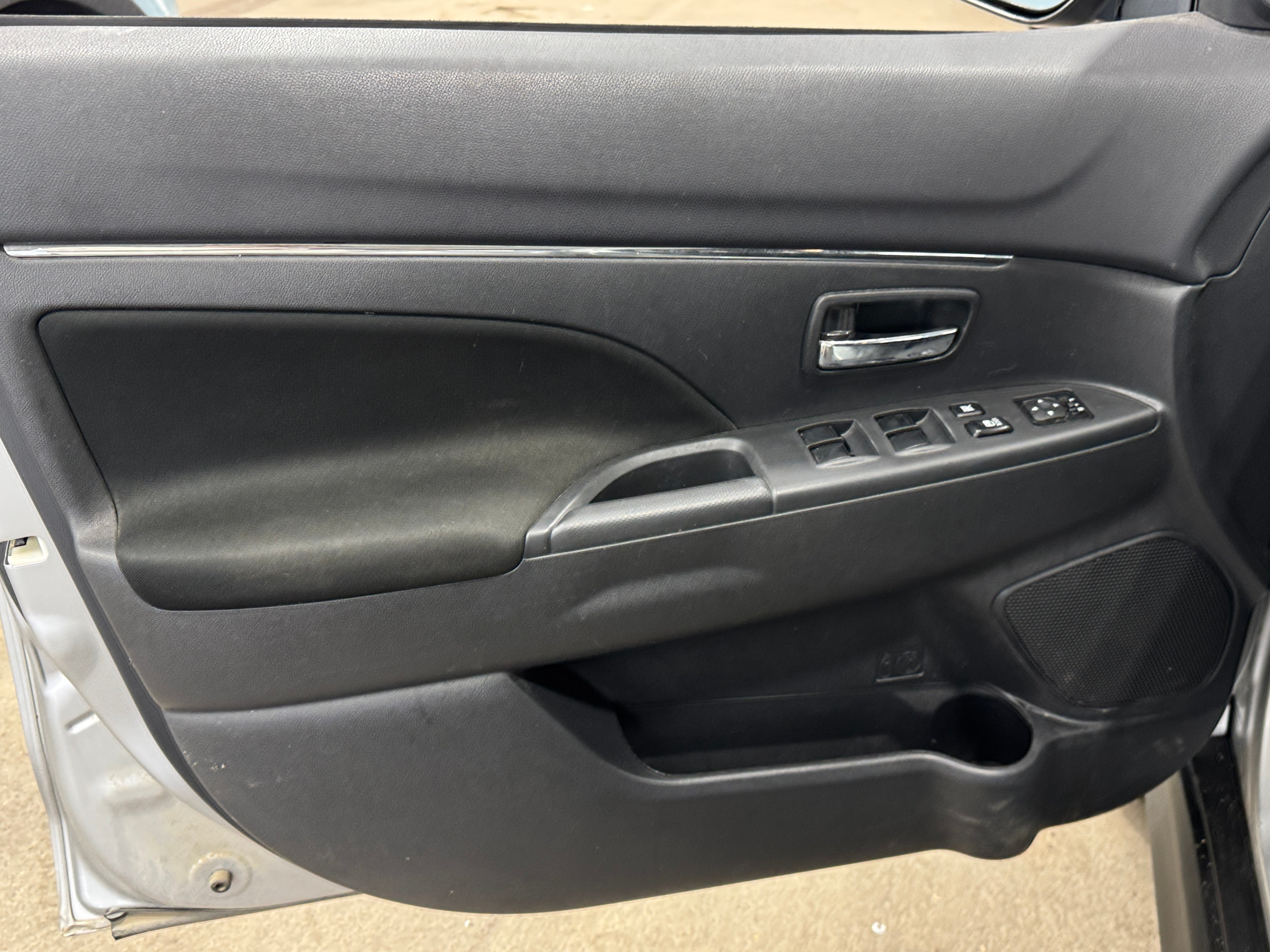 2023 Mitsubishi Outlander Sport