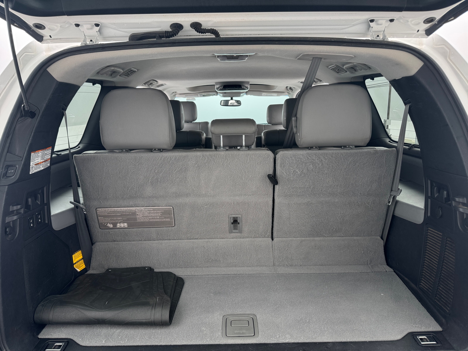 Thumbnail: 2015 Toyota Sequoia - 6