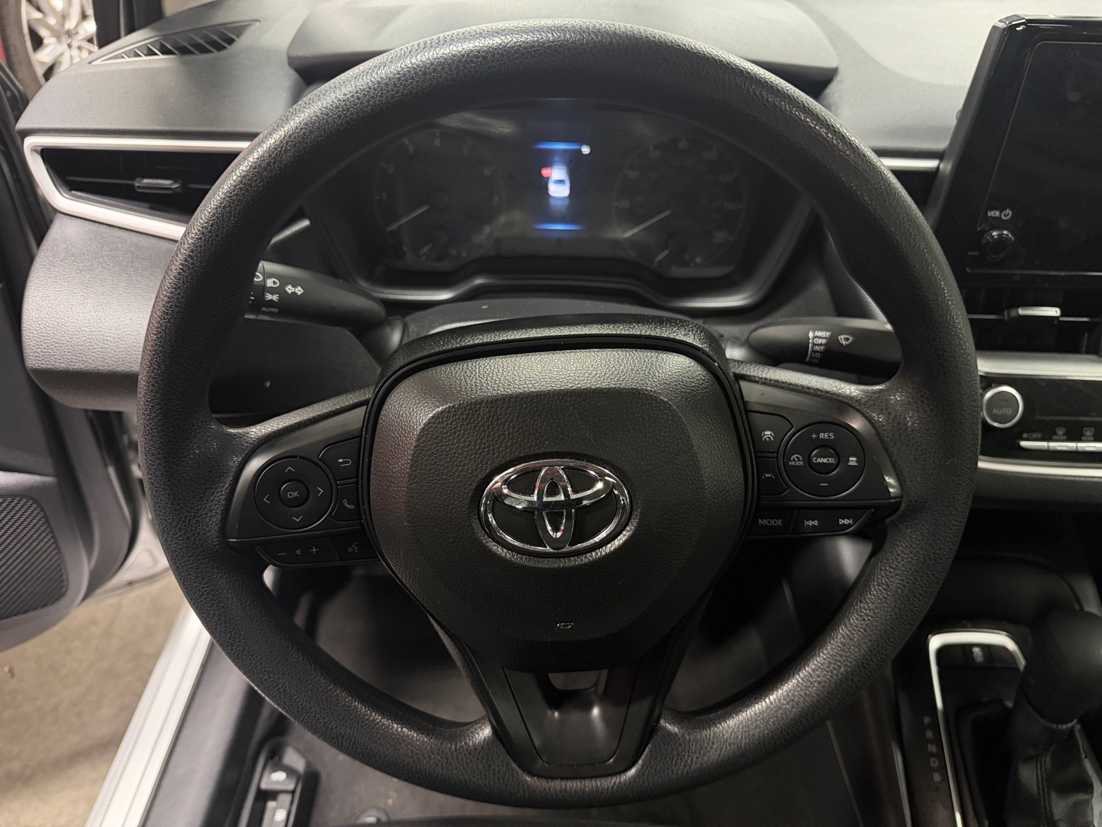 Thumbnail: 2025 Toyota Corolla - 5