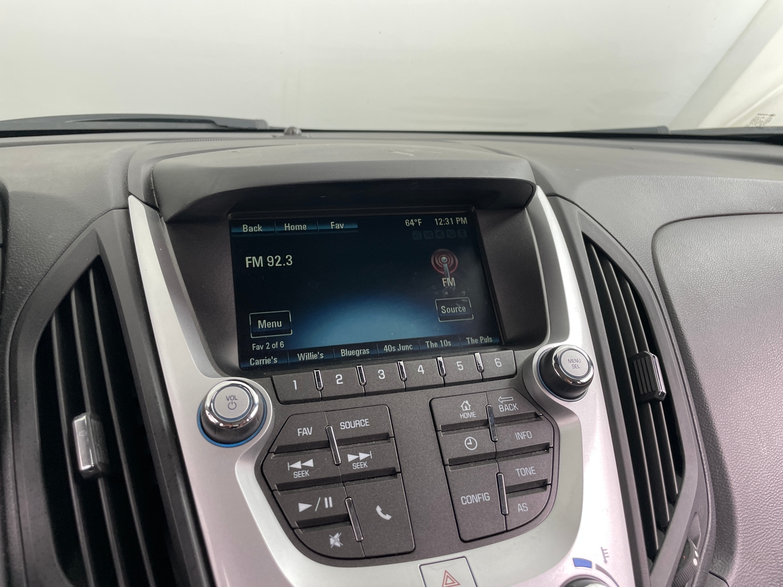 Thumbnail: 2017 Chevrolet Equinox - 4