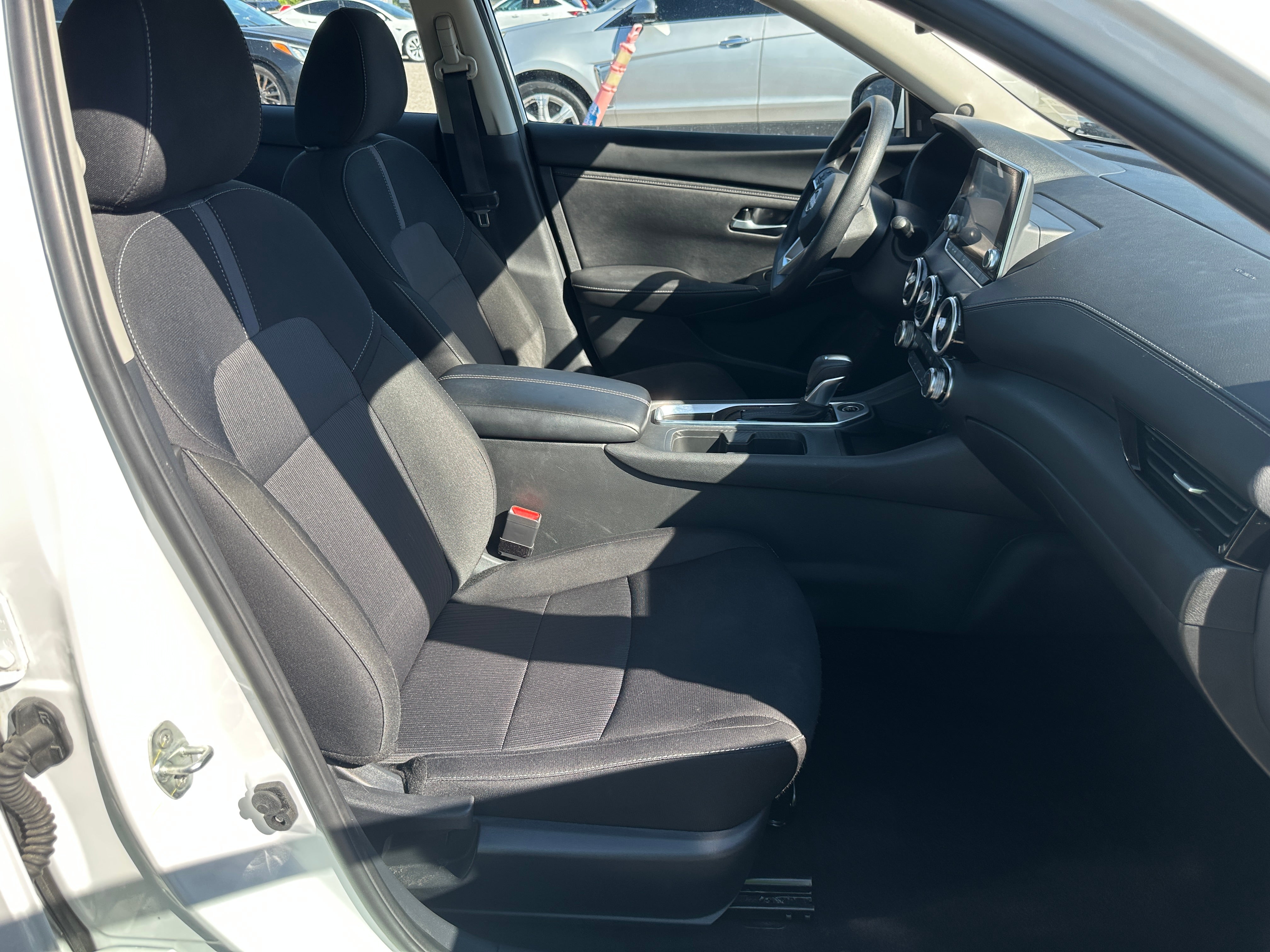 2025 Nissan Sentra SV - Photo 4