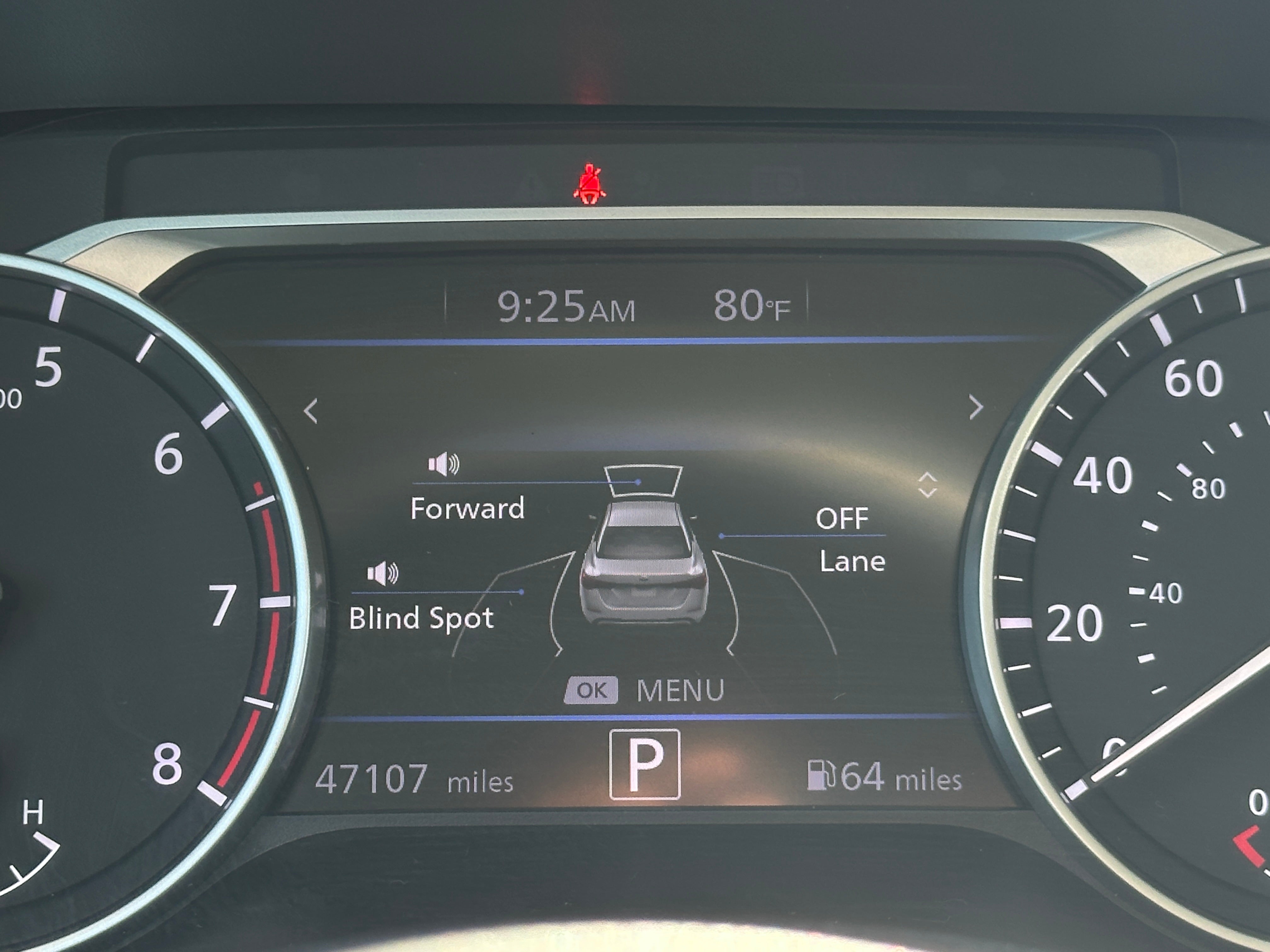 2025 Nissan Sentra SV - Photo 11