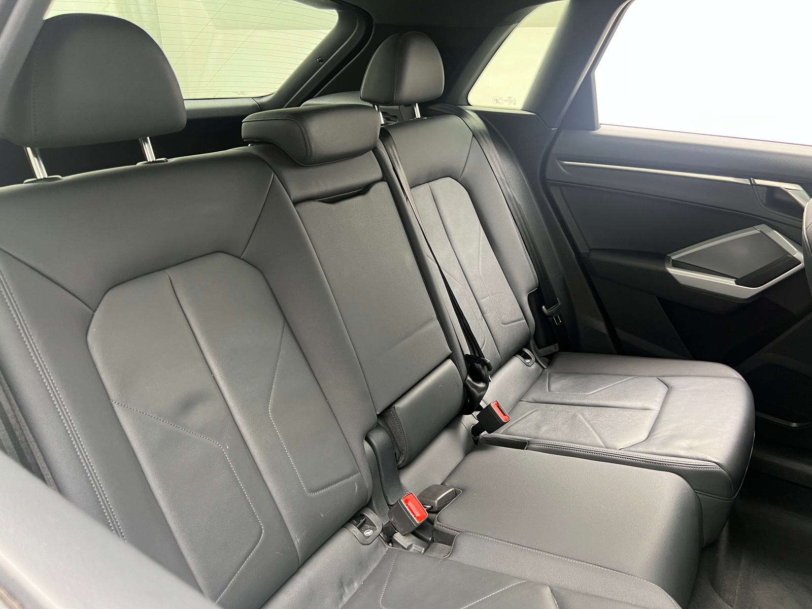 Thumbnail: 2025 Audi Q3 - 6