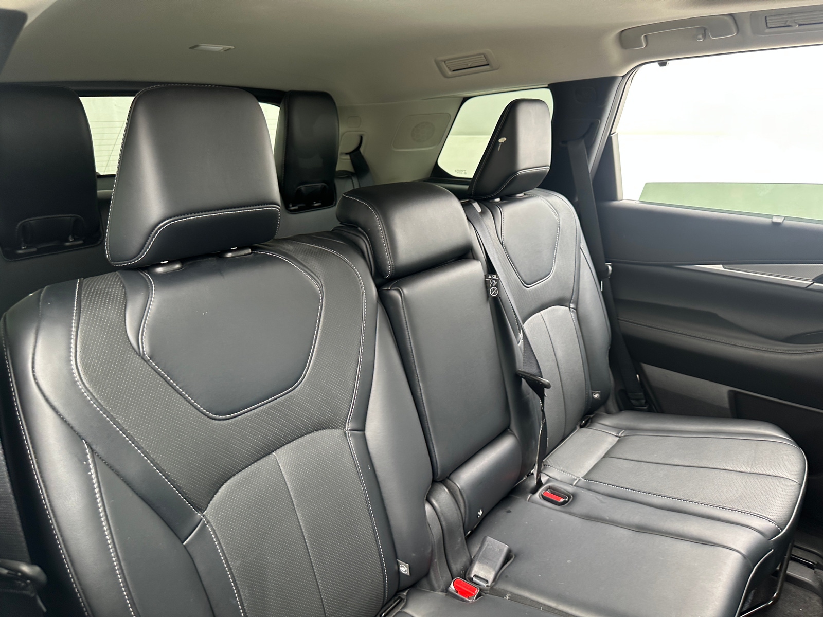 Thumbnail: 2023 INFINITI QX60 - 5
