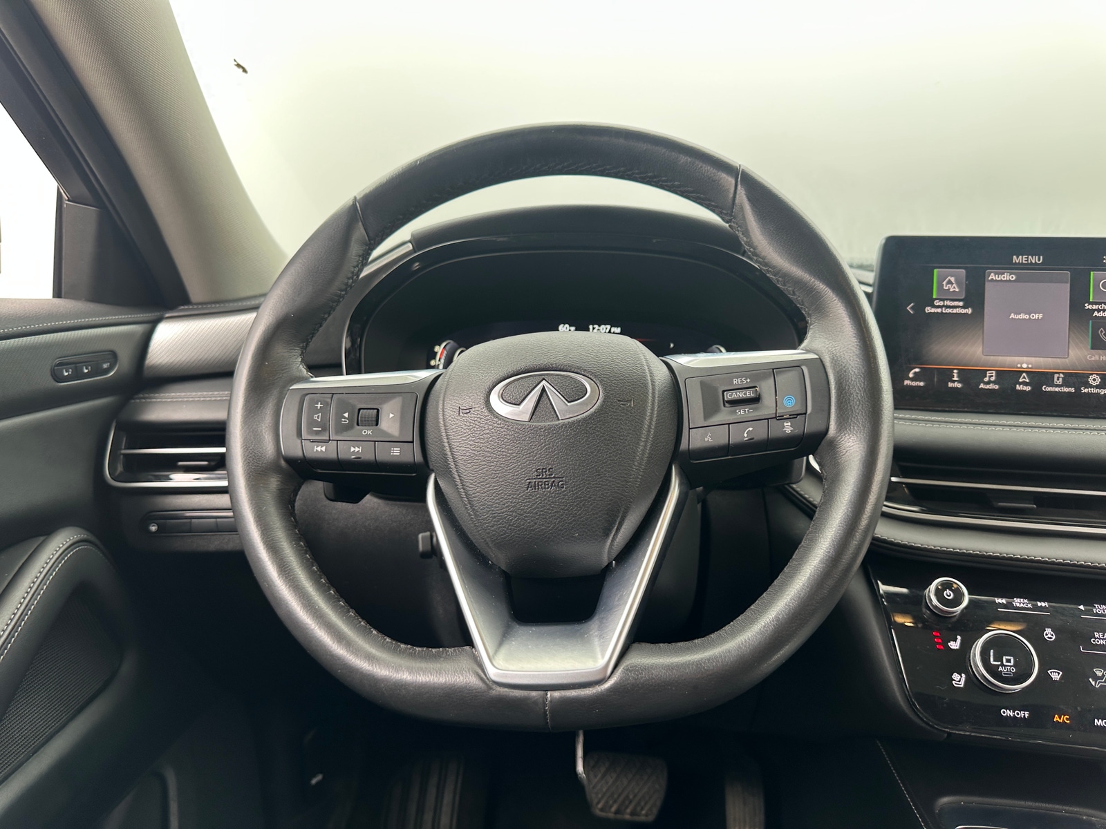 Thumbnail: 2023 INFINITI QX60 - 4