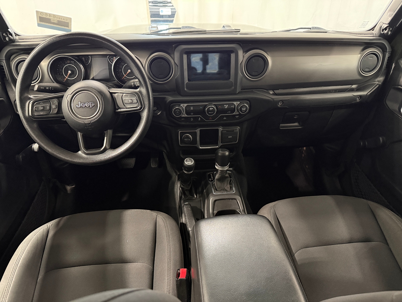 Thumbnail: 2022 Jeep Gladiator - 3