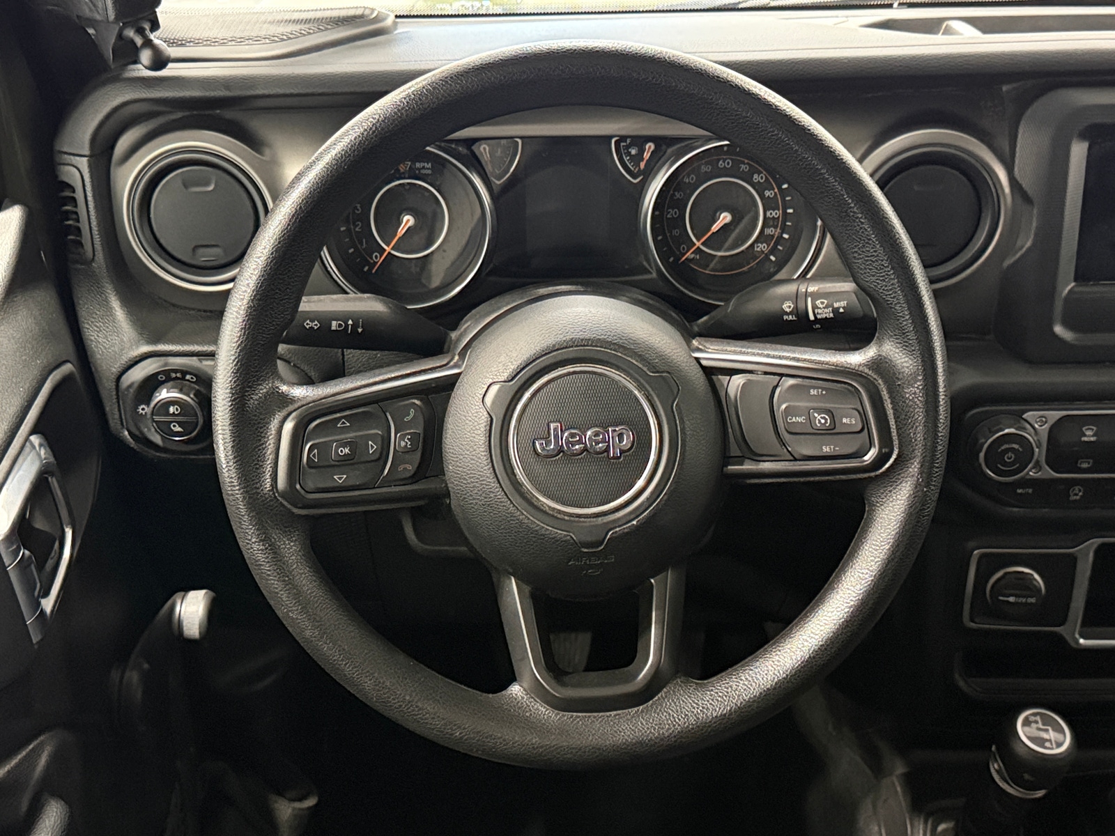 Thumbnail: 2022 Jeep Gladiator - 5