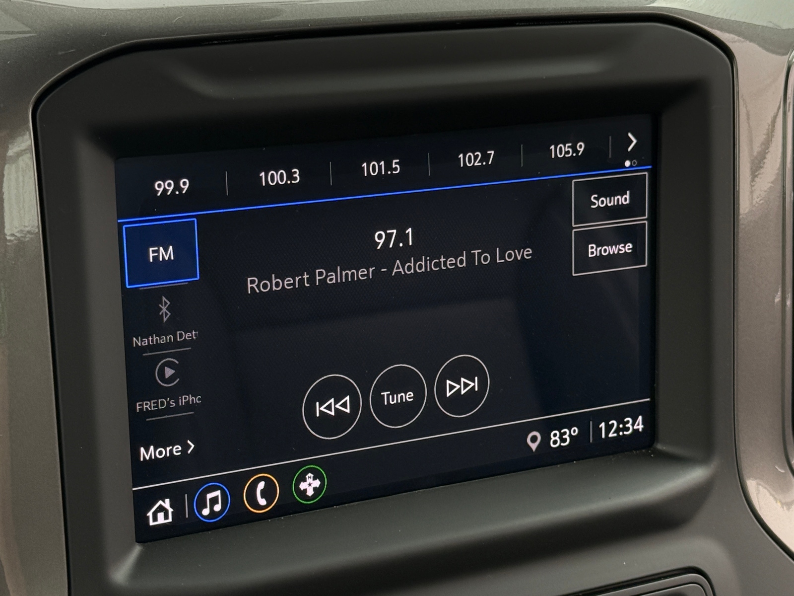 Thumbnail: 2026 Chevrolet Silverado 1500 - 3