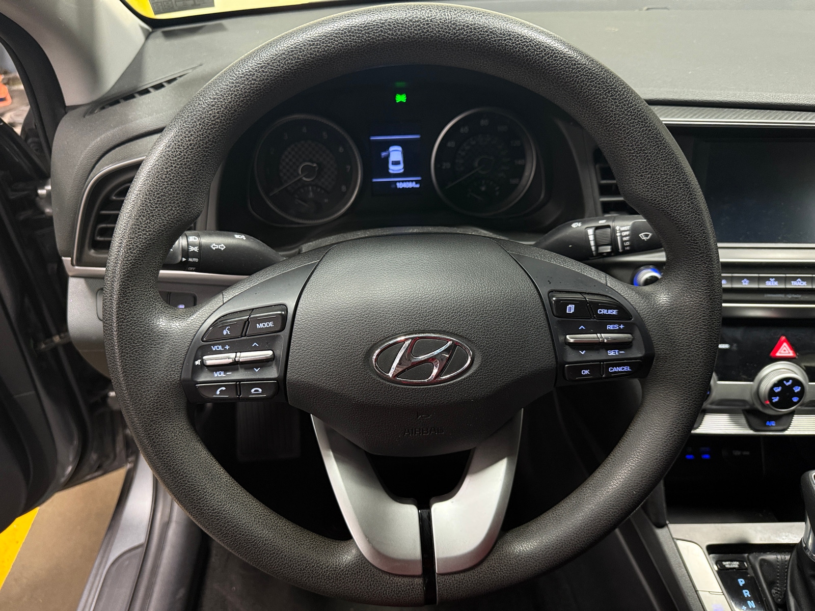 Thumbnail: 2019 Hyundai Elantra - 5