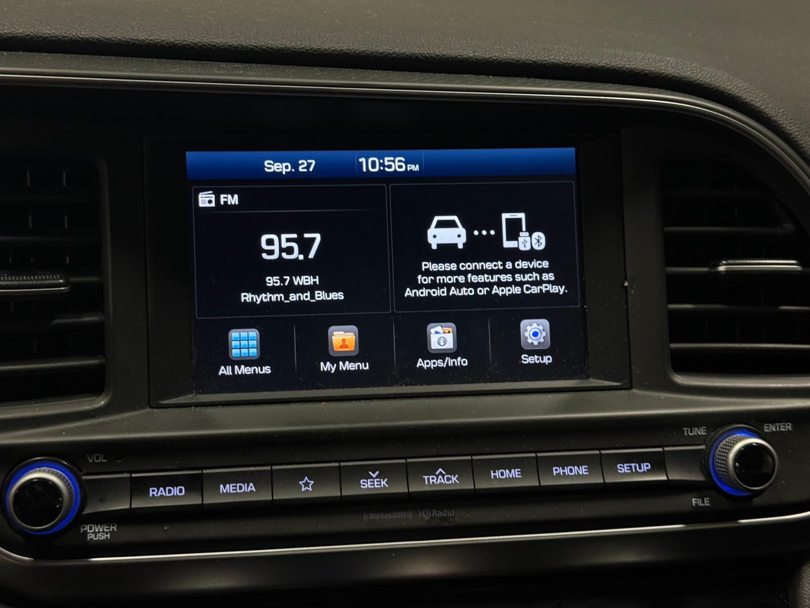 Thumbnail: 2019 Hyundai Elantra - 4
