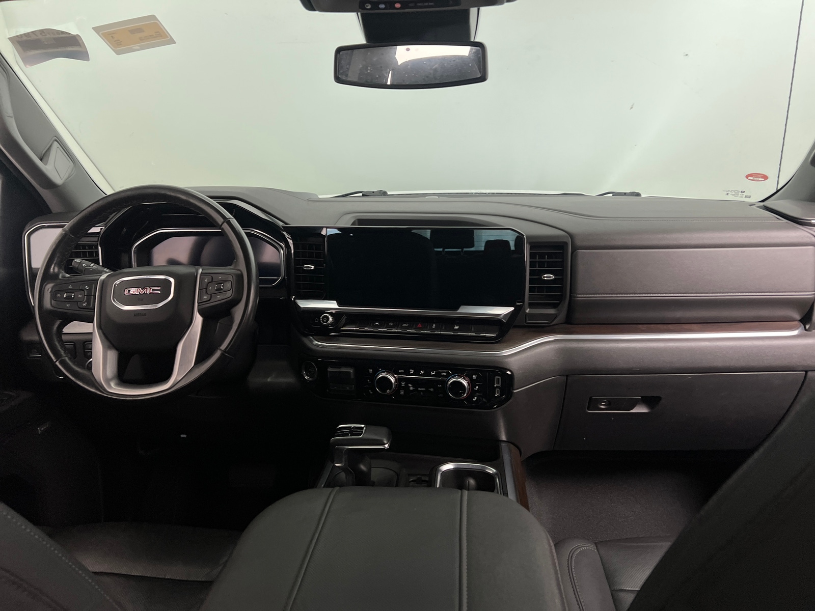 Thumbnail: 2023 GMC Sierra 1500 - 2