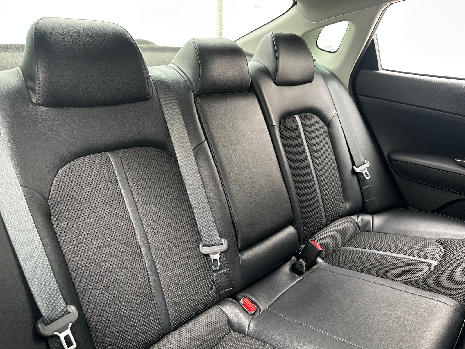 Thumbnail: 2019 Kia Optima - 5