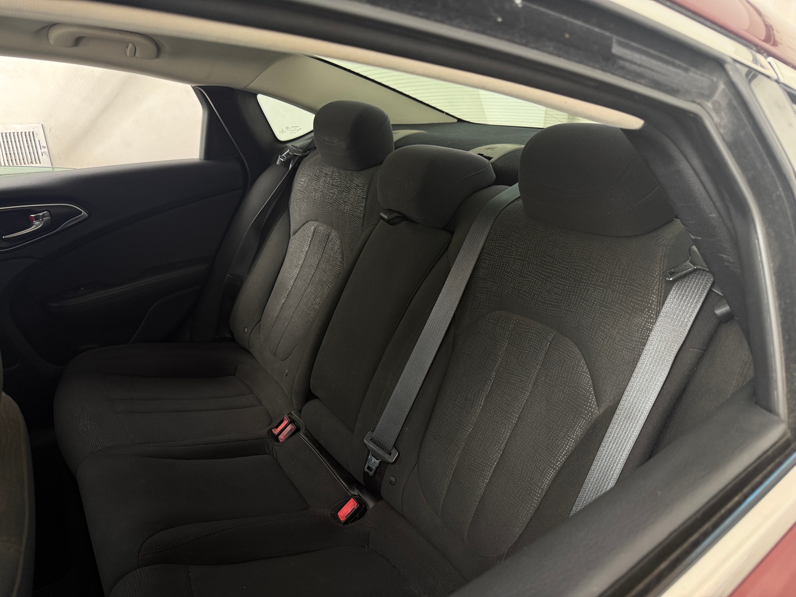 Thumbnail: 2016 Chrysler 200 - 6