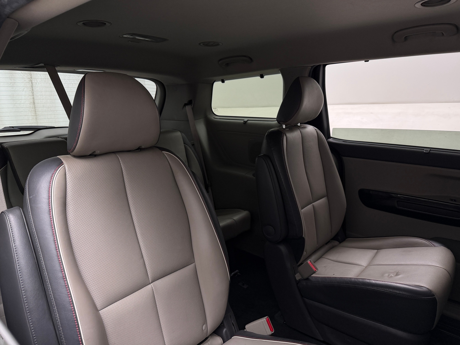 Thumbnail: 2018 Kia Sedona - 5