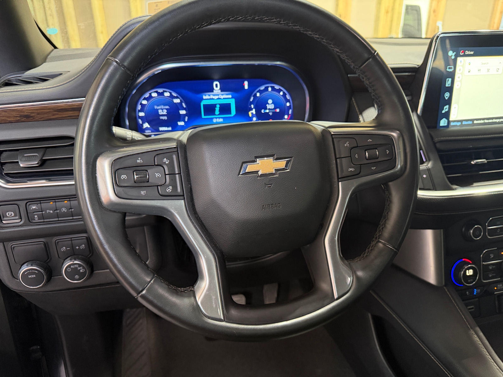 Thumbnail: 2024 Chevrolet Suburban - 4