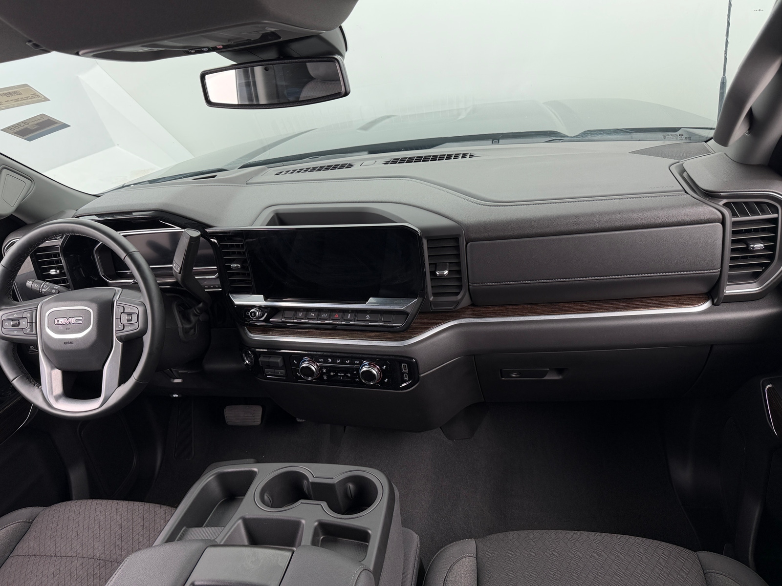 Thumbnail: 2025 GMC Sierra 2500 - 3